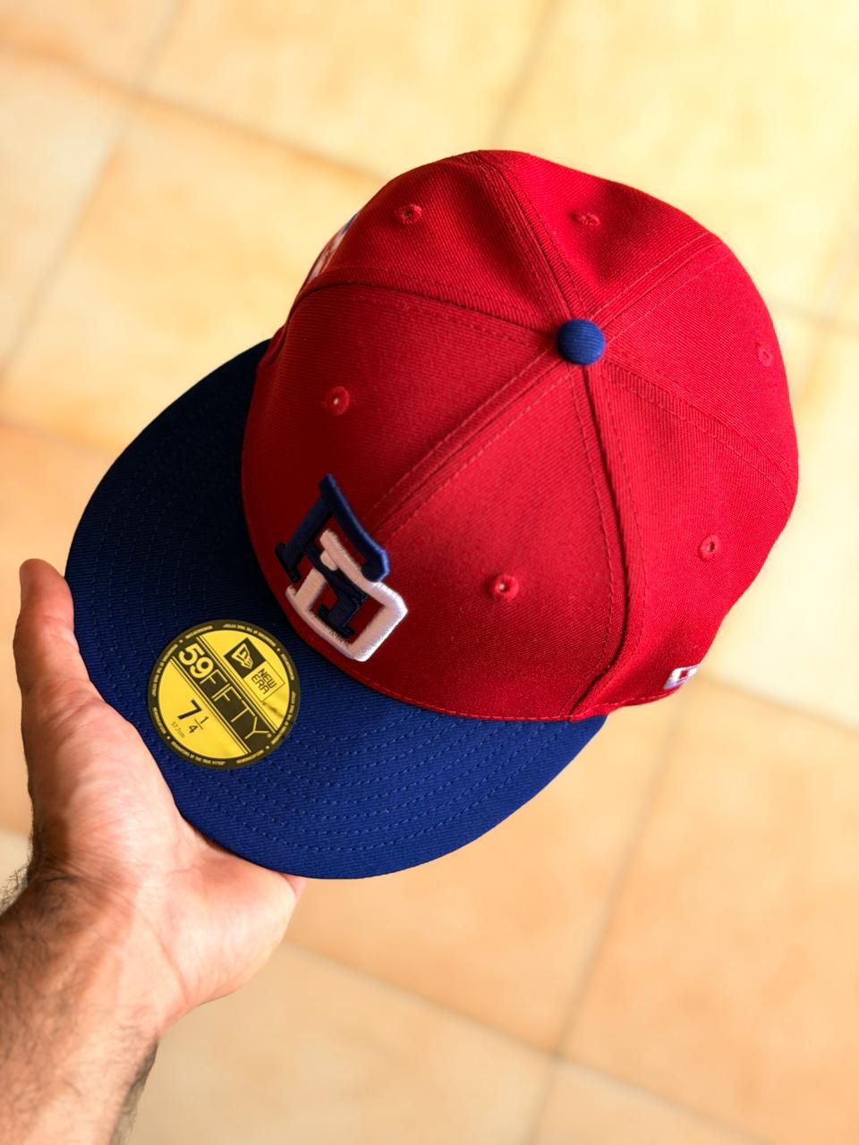 New Era 59 Fifty -   DR World Baseball 2026 Flag Red Two Tone Edition _7