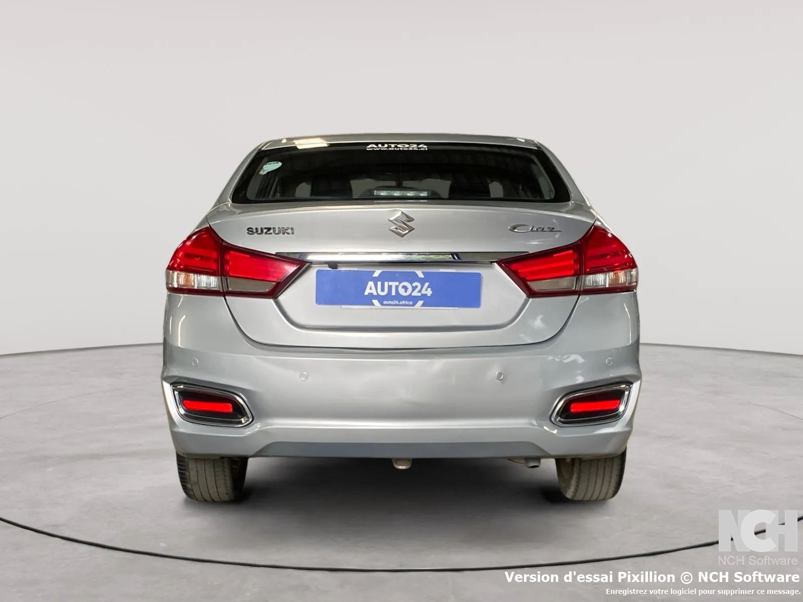 SUZUKI CIAZ 2023 GRISE_7