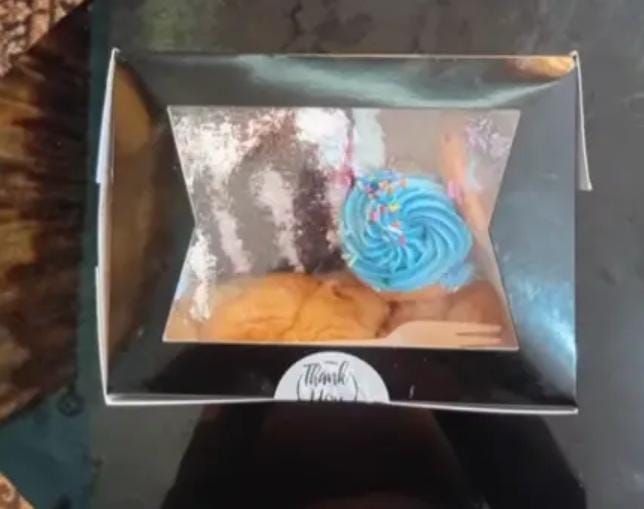 8 x 6 x 2.5 Inch Black Cake Sale Box _0