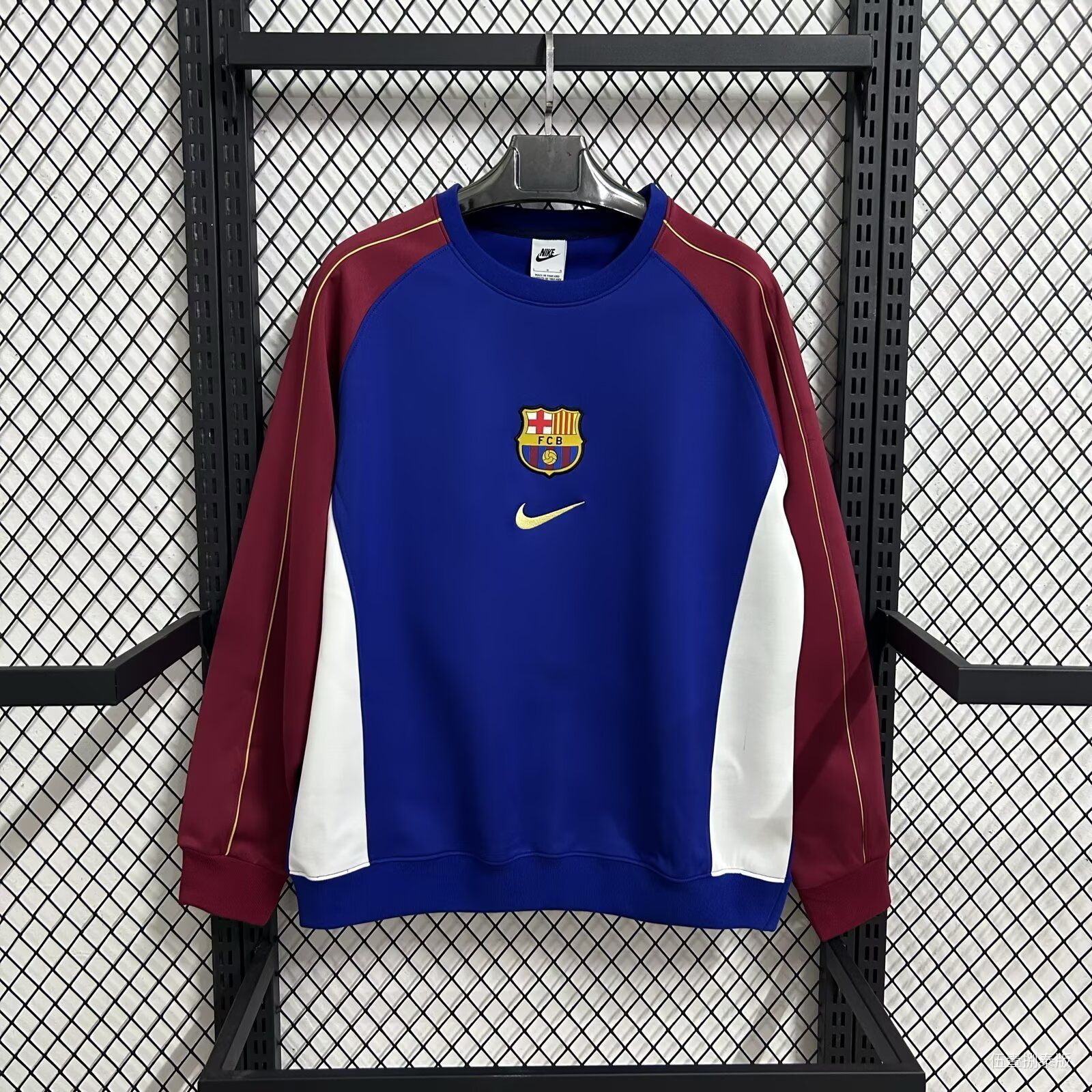 F.C Barcelona Nike DRIFITADV Casual Sweater_2