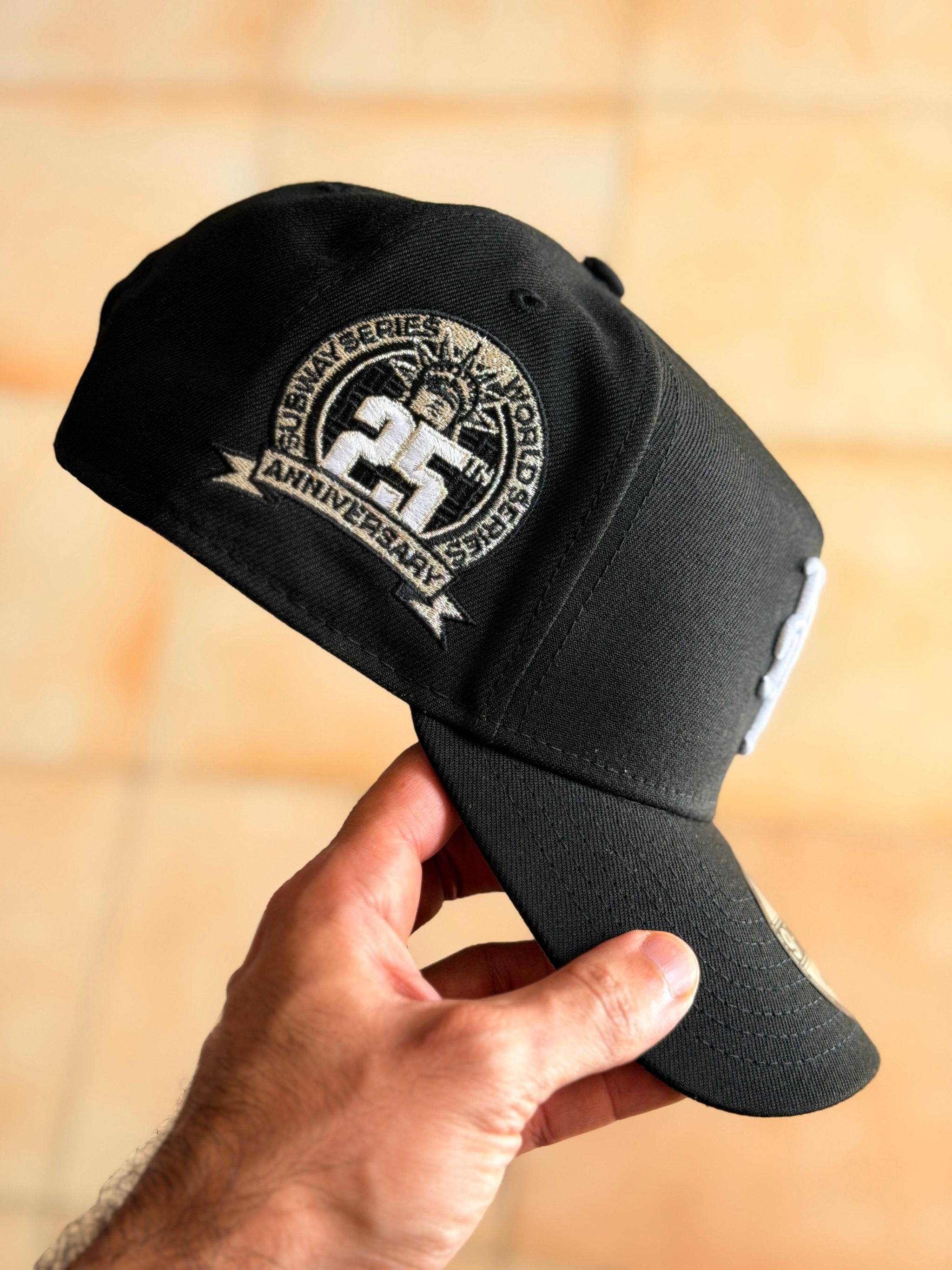 New Era 9Forty - NY Mets 25th Anniversary Subway Series Black Prime Edition_3