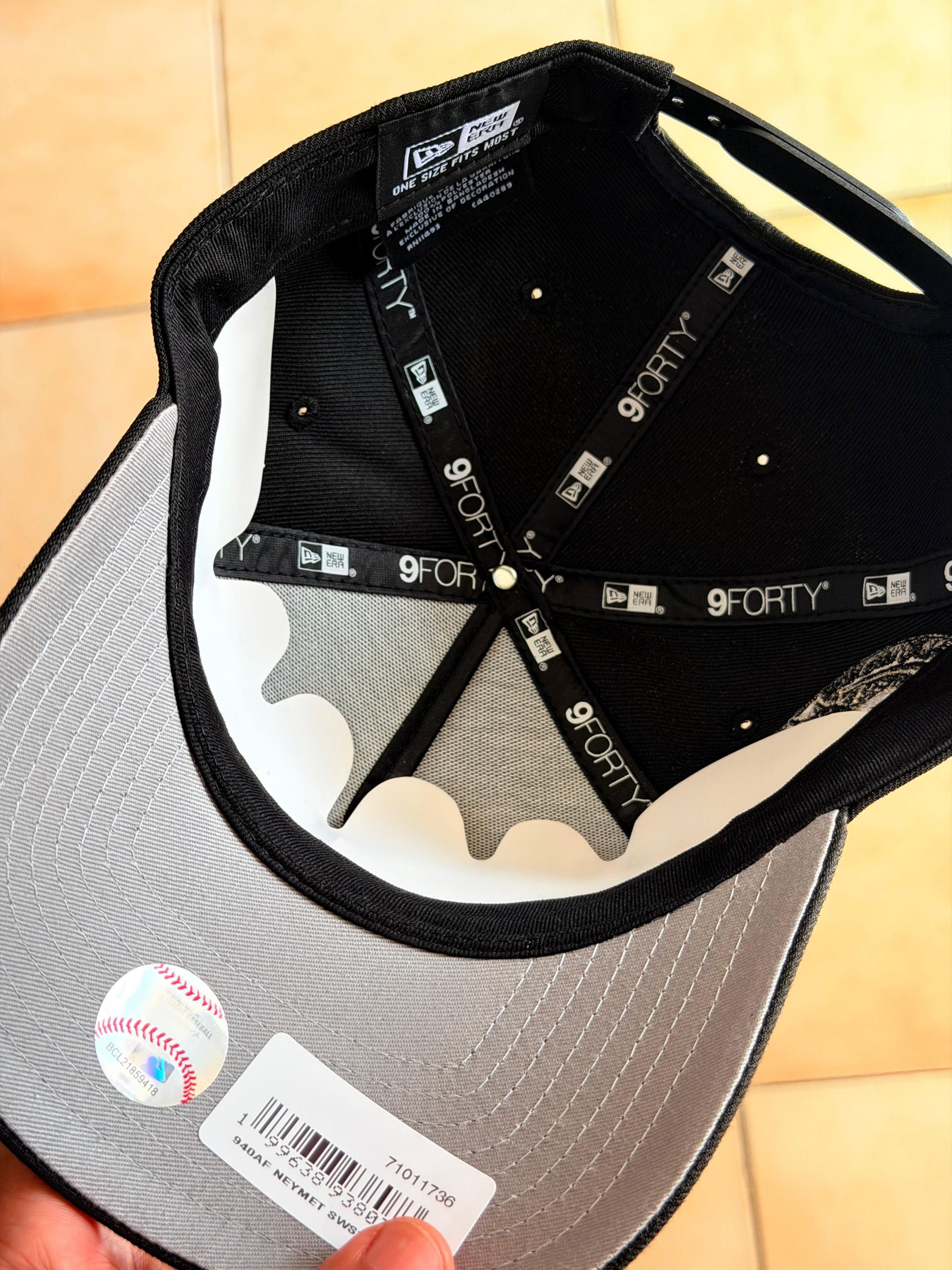 New Era 9Forty - NY Mets 25th Anniversary Subway Series Black Prime Edition_6