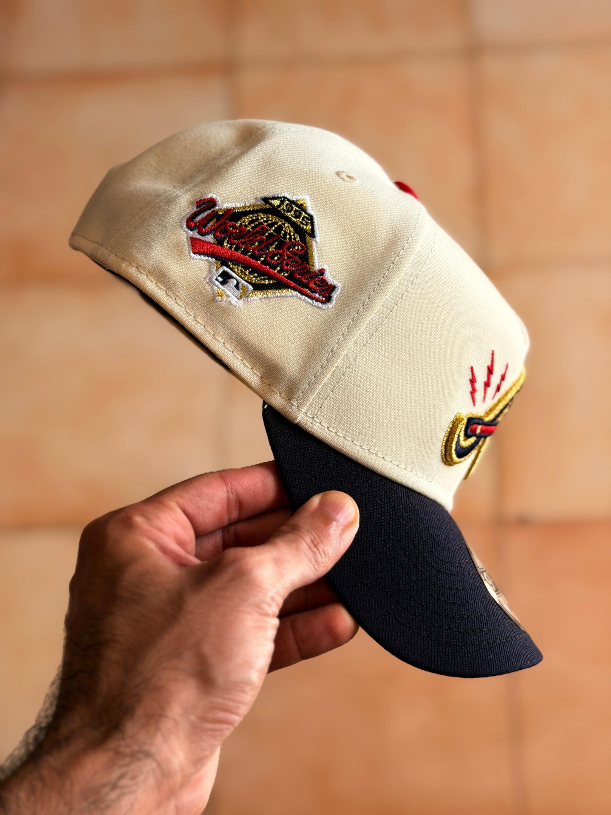 New Era 9Forty - Atlanta Braves World Series 1995 Chrome Two Tone Edition_3