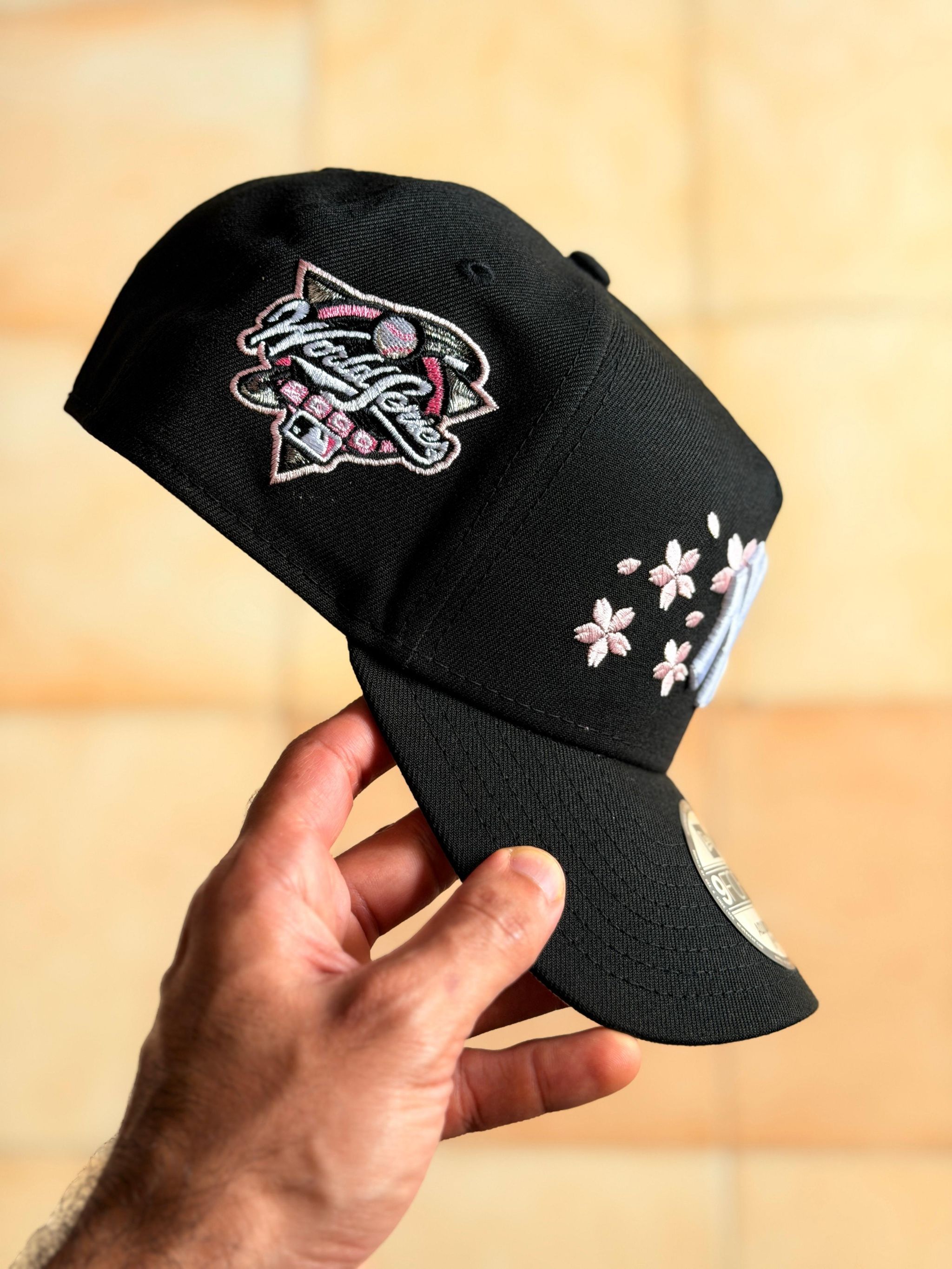 New Era 9Forty -  NY Yankees World Series 2000 Cherry Blossom Black Pink Edition_3