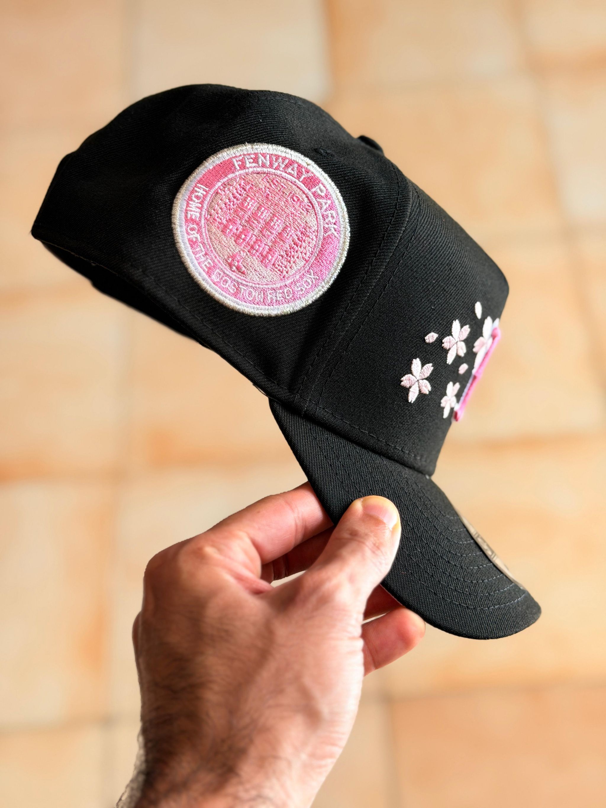 New Era 9Forty -   Boston Red Sox Fenway Park Cherry Blossom Black Pink Edition_2