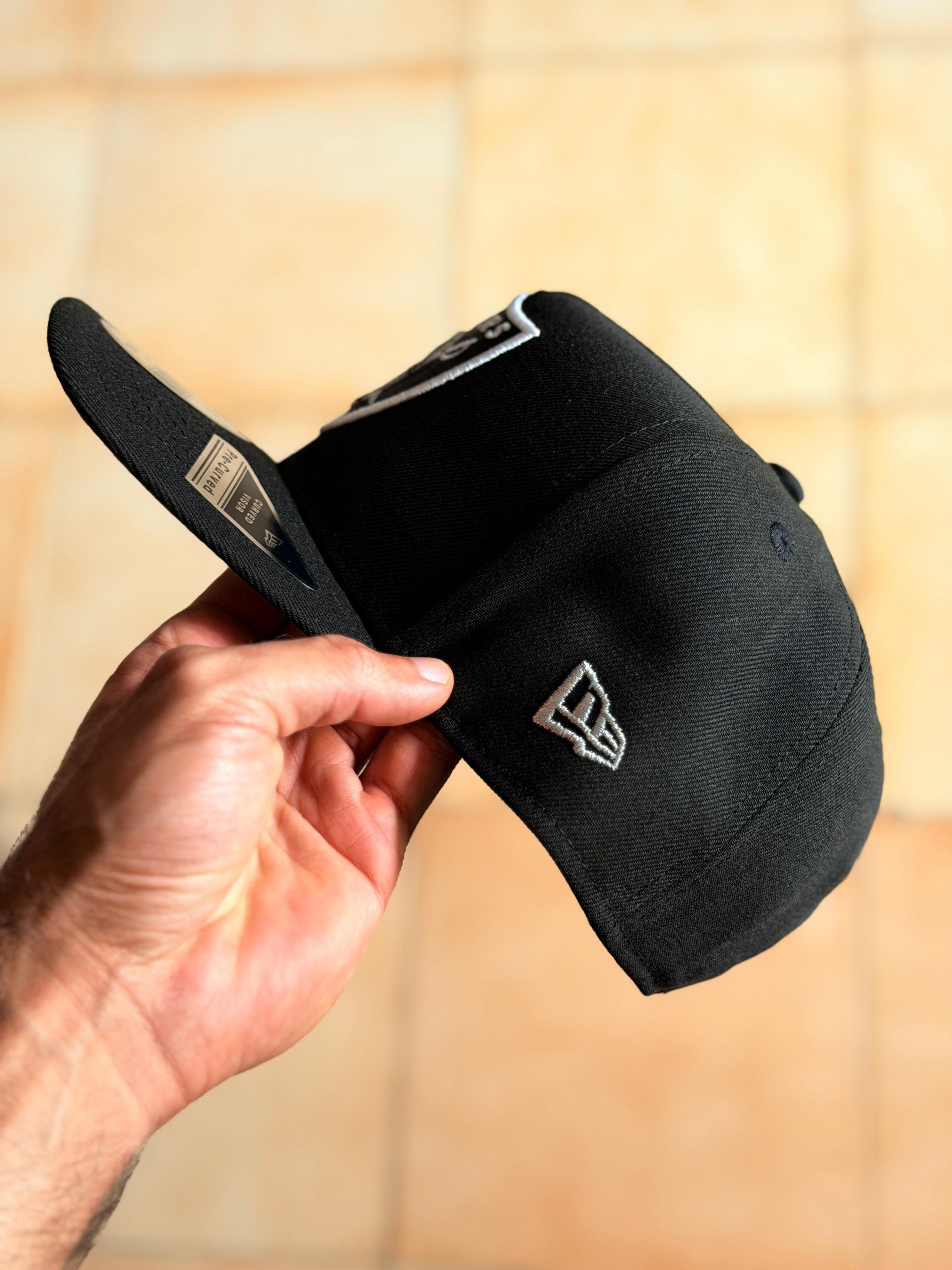 New Era 9Fifty A-Frame -  Las Vegas Raiders Black Classic Edition_4