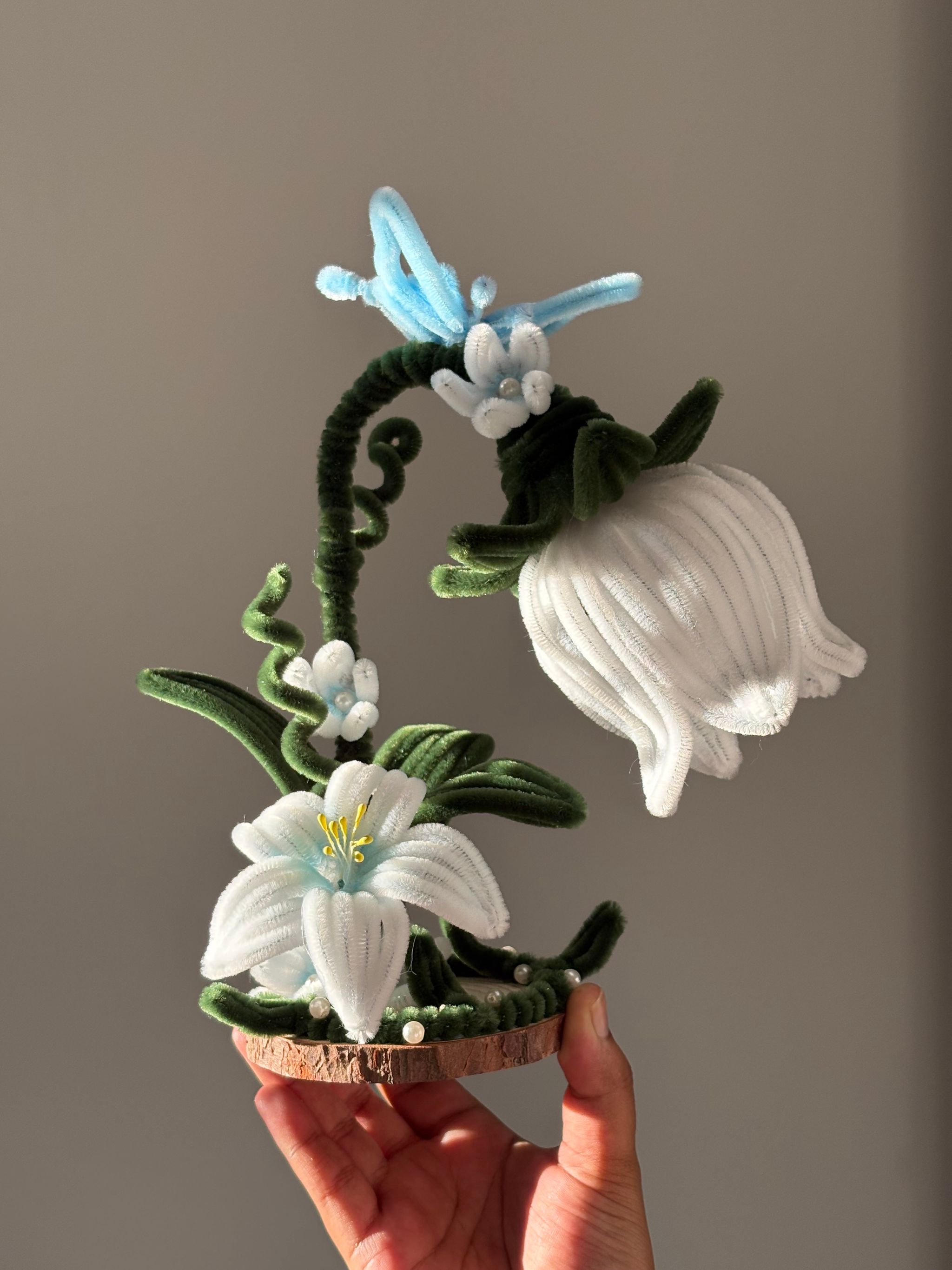 Enchanted bell flower lamp_0