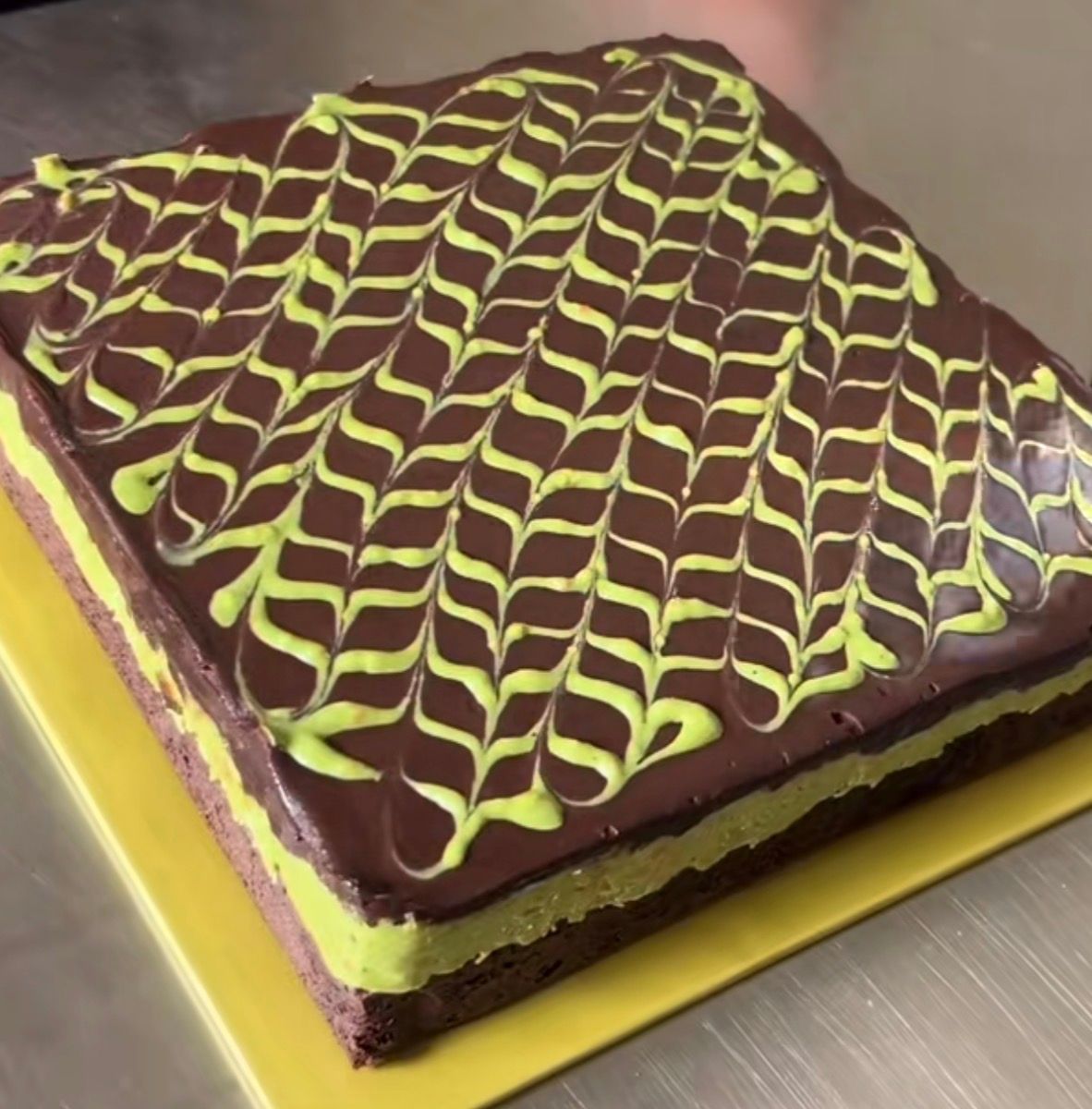 KUNAFA PISTACHIO CHOCOLATE CAKE_0