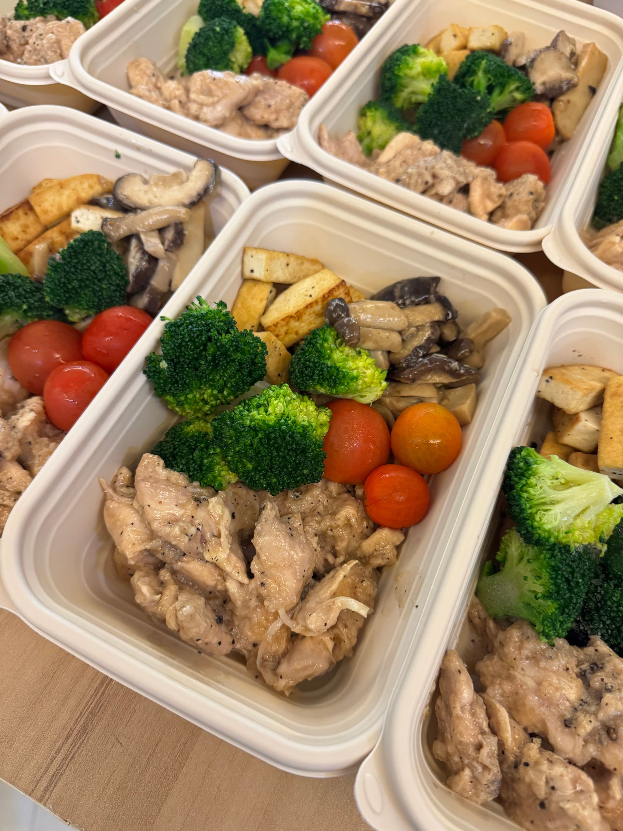 Lemon Garlic Chicken with Miso Mushrooms_0