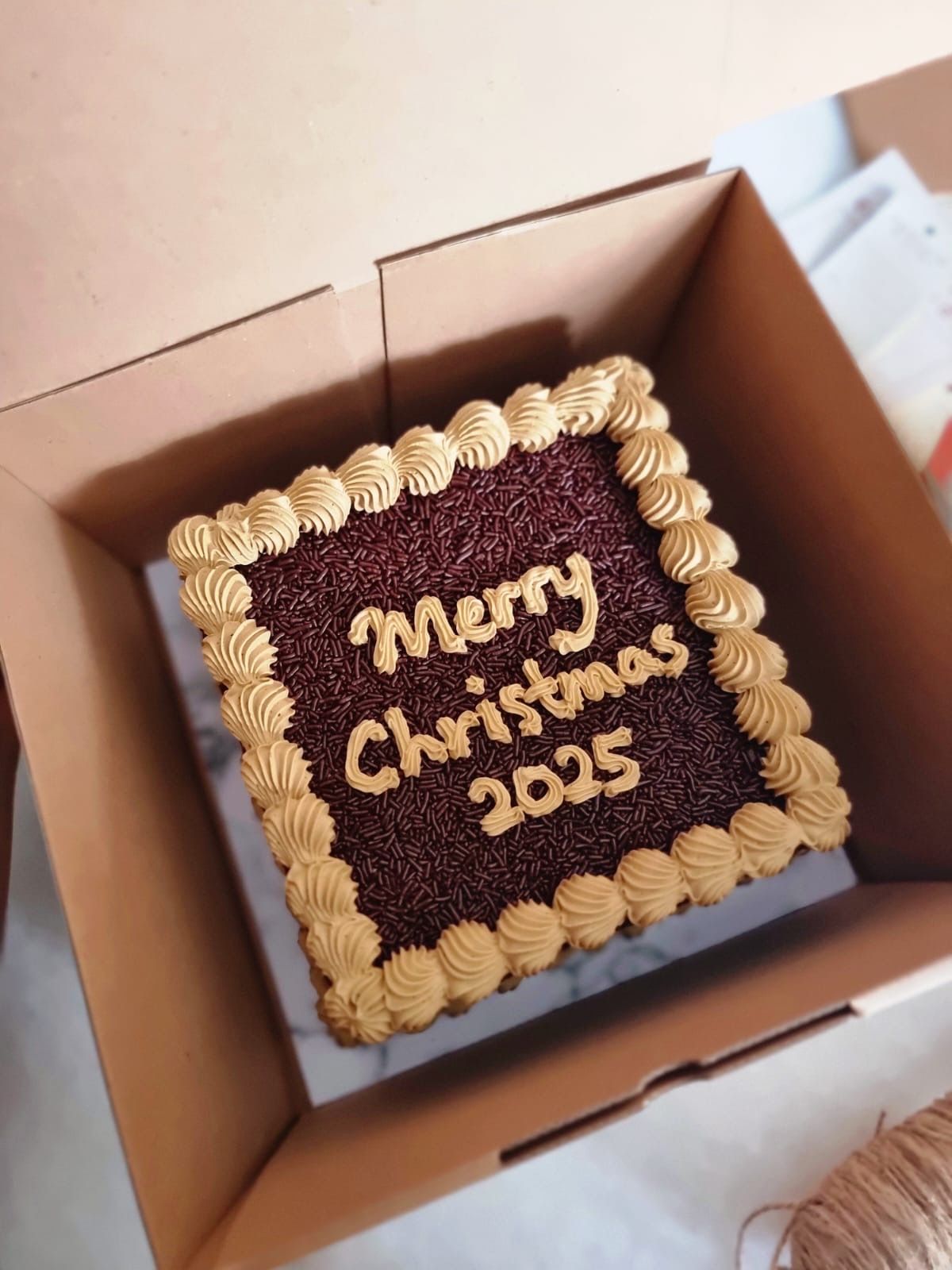 ᴍᴏᴄʜᴀ ᴇʙᴏɴʏ ʀᴇɢᴜʟᴀʀ ᴄᴀᴋᴇs🎂_15