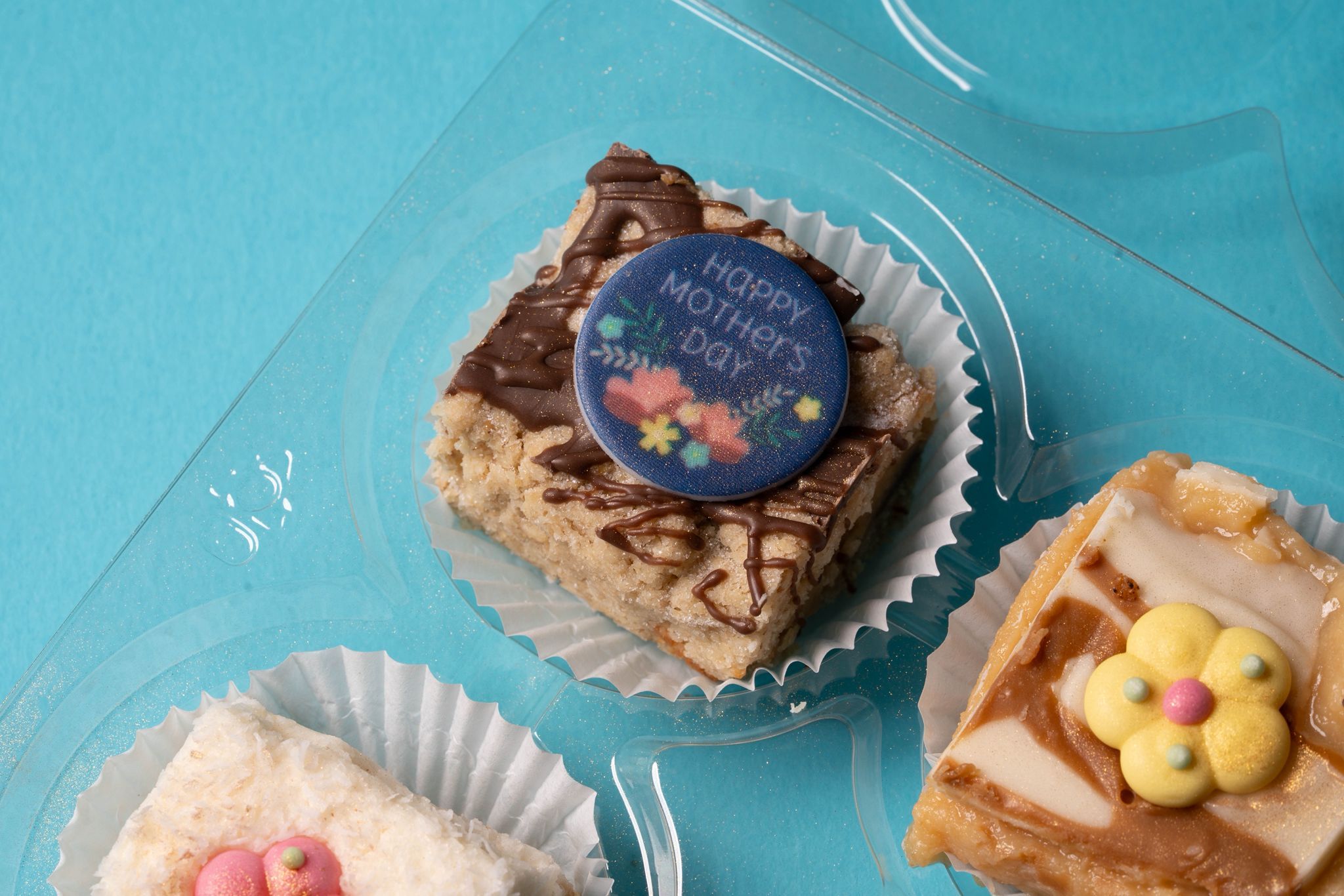 Mothers Day Variety Mini Four Pack - Biscoff/Lemon & Coconut/Kinder Brownie/Carmelita_3