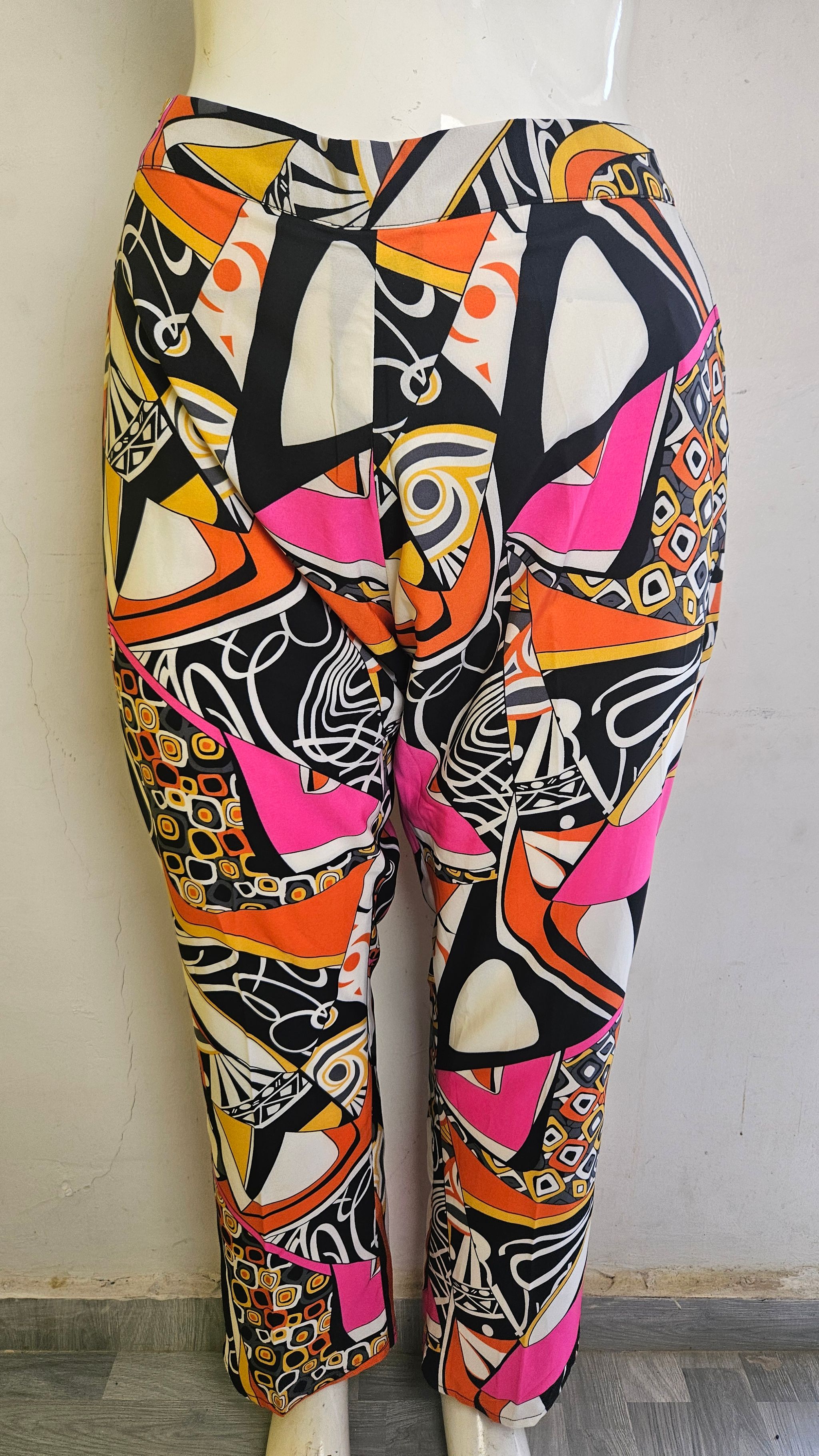 Luceez Female Pants 4xl_0