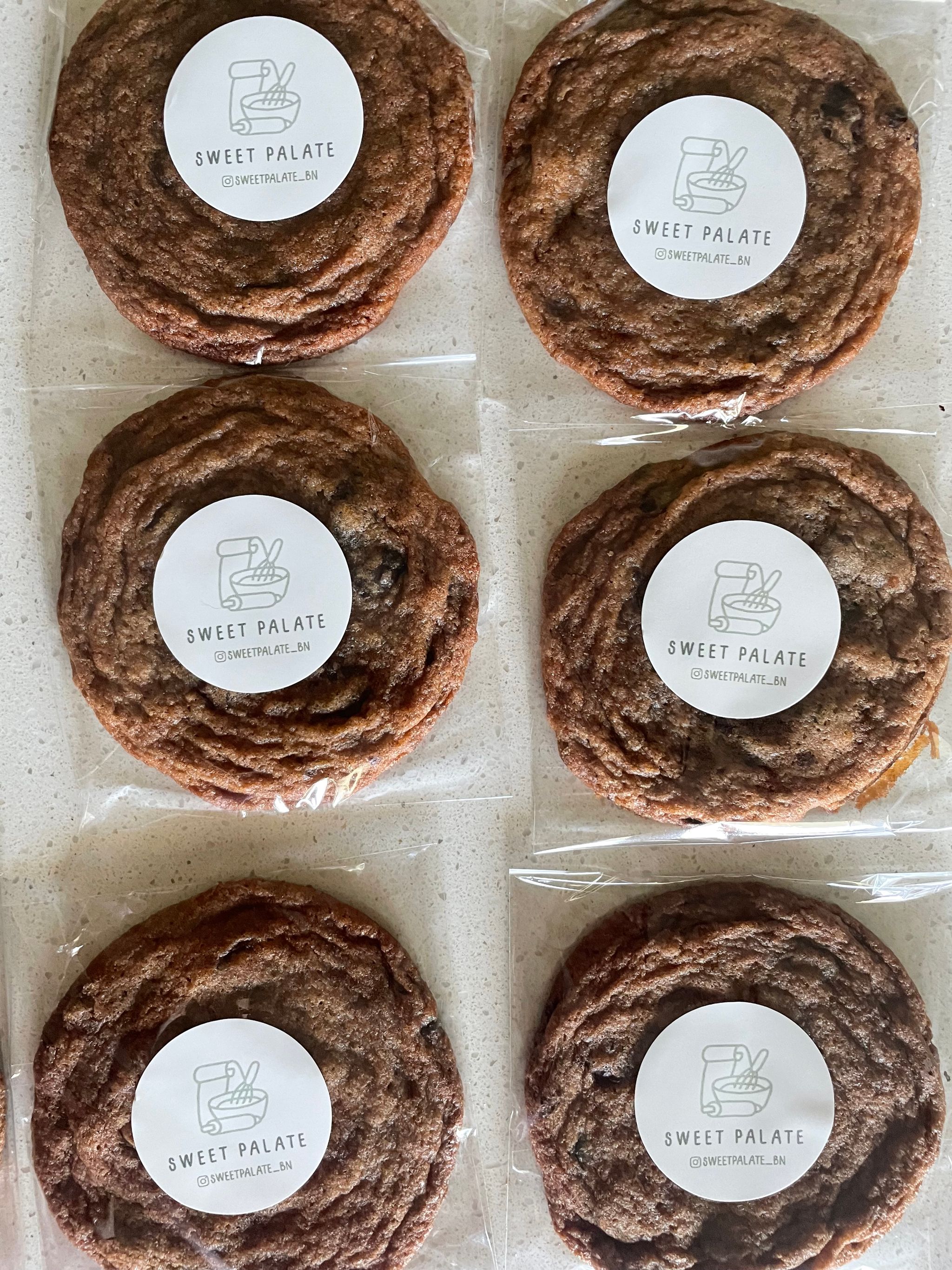 Chewy Chocolate Chip Cookies (10pcs) _0