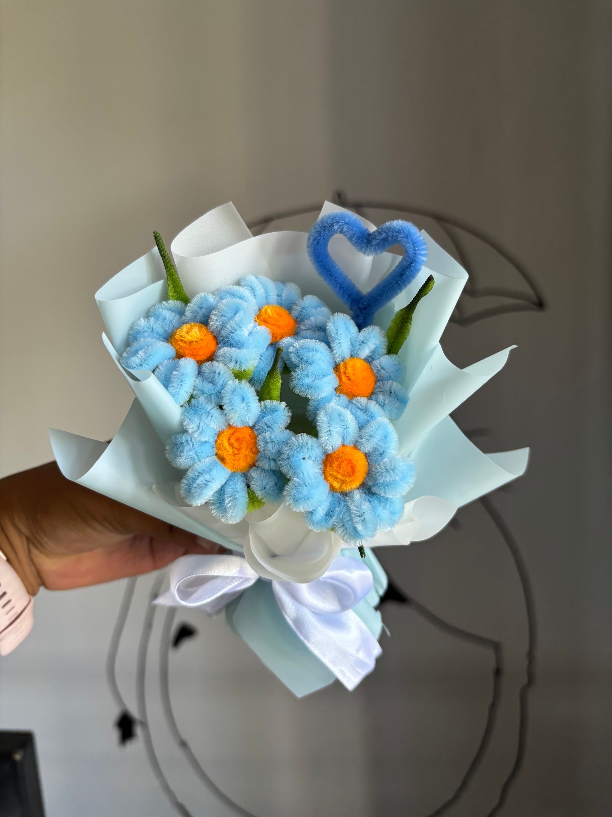 Blue mini standing bouquet_1