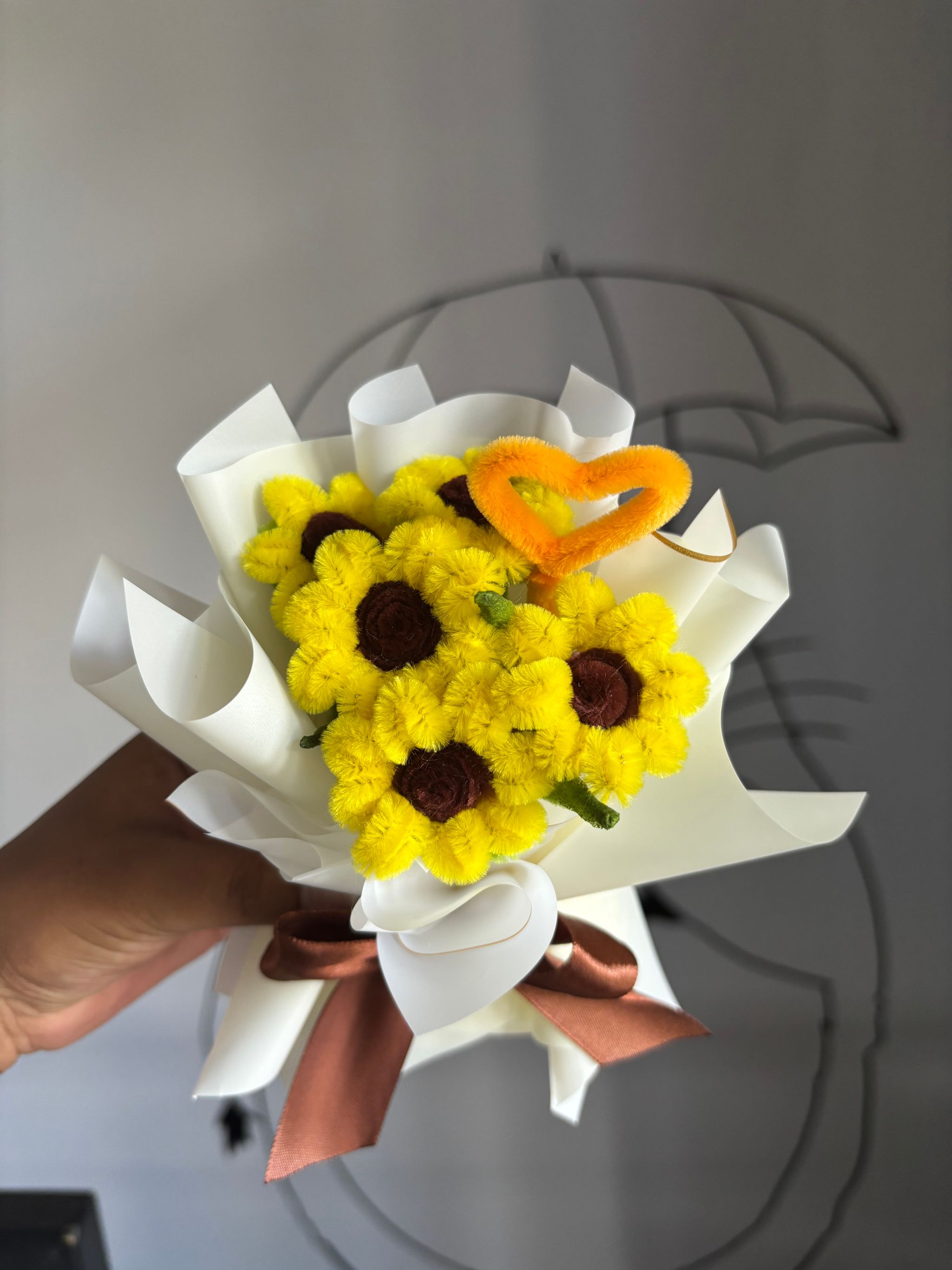Yellow mini standing bouquet_1