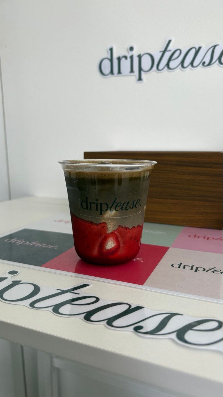 strawberry hojicha latte_0