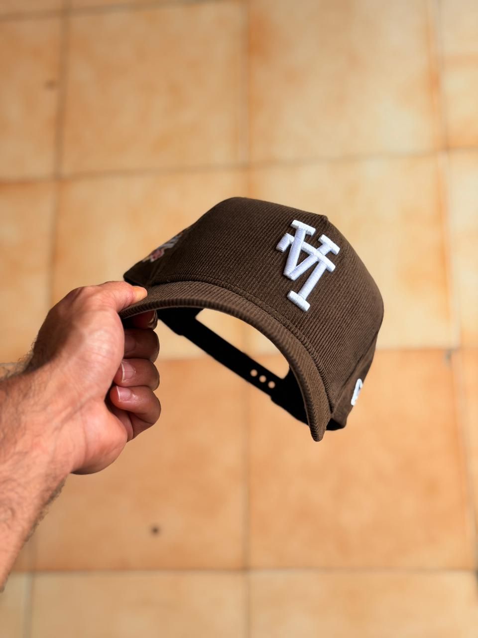 New Era 9Forty - La Dodgers 'Upside Down LA Cord'  Corduroy Brown_3