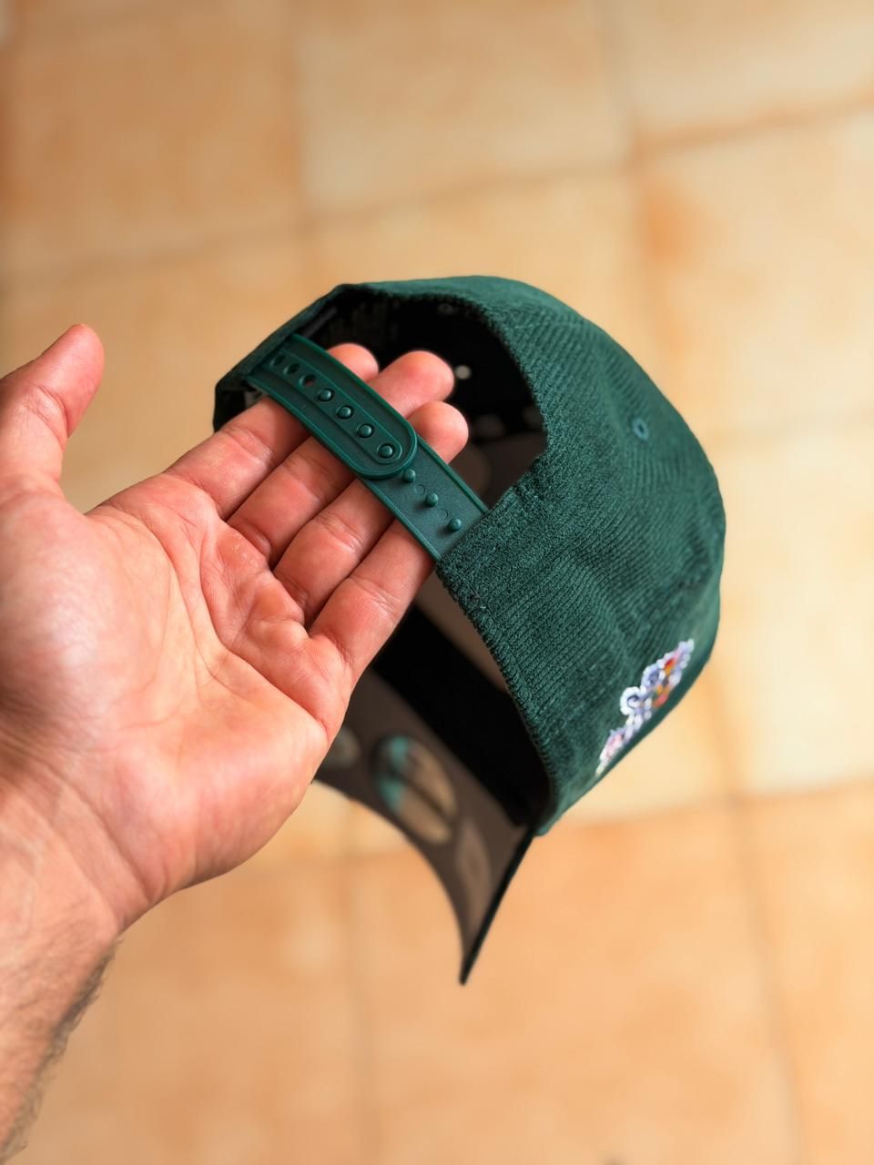 New Era 9Forty - La Dodgers 'Upside Down LA Cord'  Corduroy Green_1