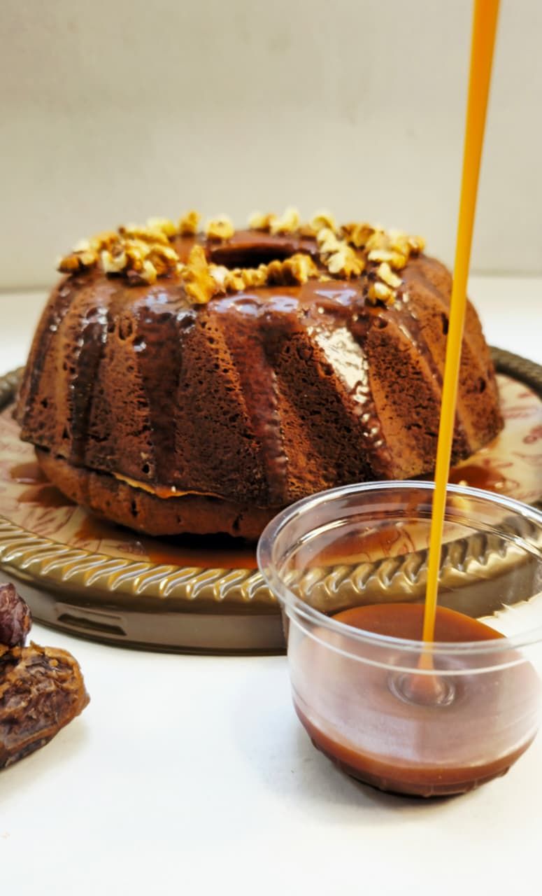 Majdool Cake with Caramel Sauce_2
