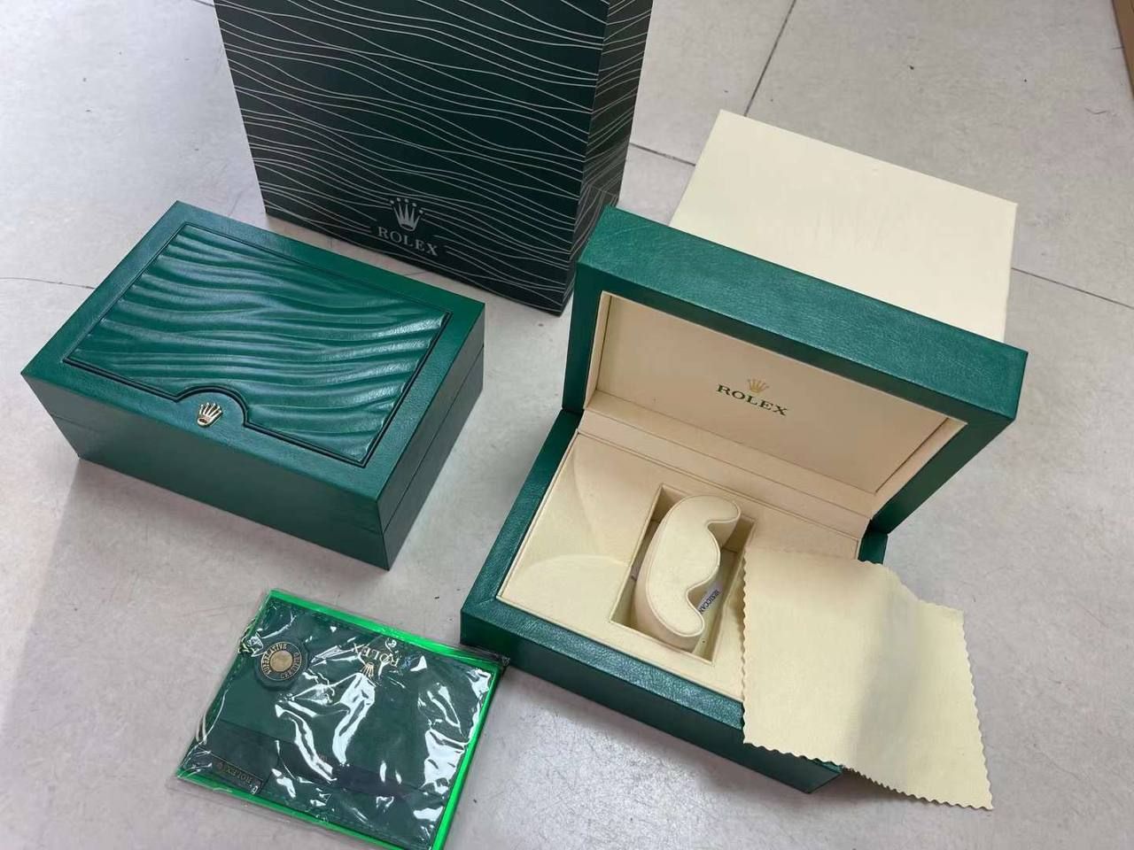 רולק,ס דייטונה מנגנון אוטומטי   40mm- איכות גבוהה |  סמל סטטוס בעולם היוקרה_1