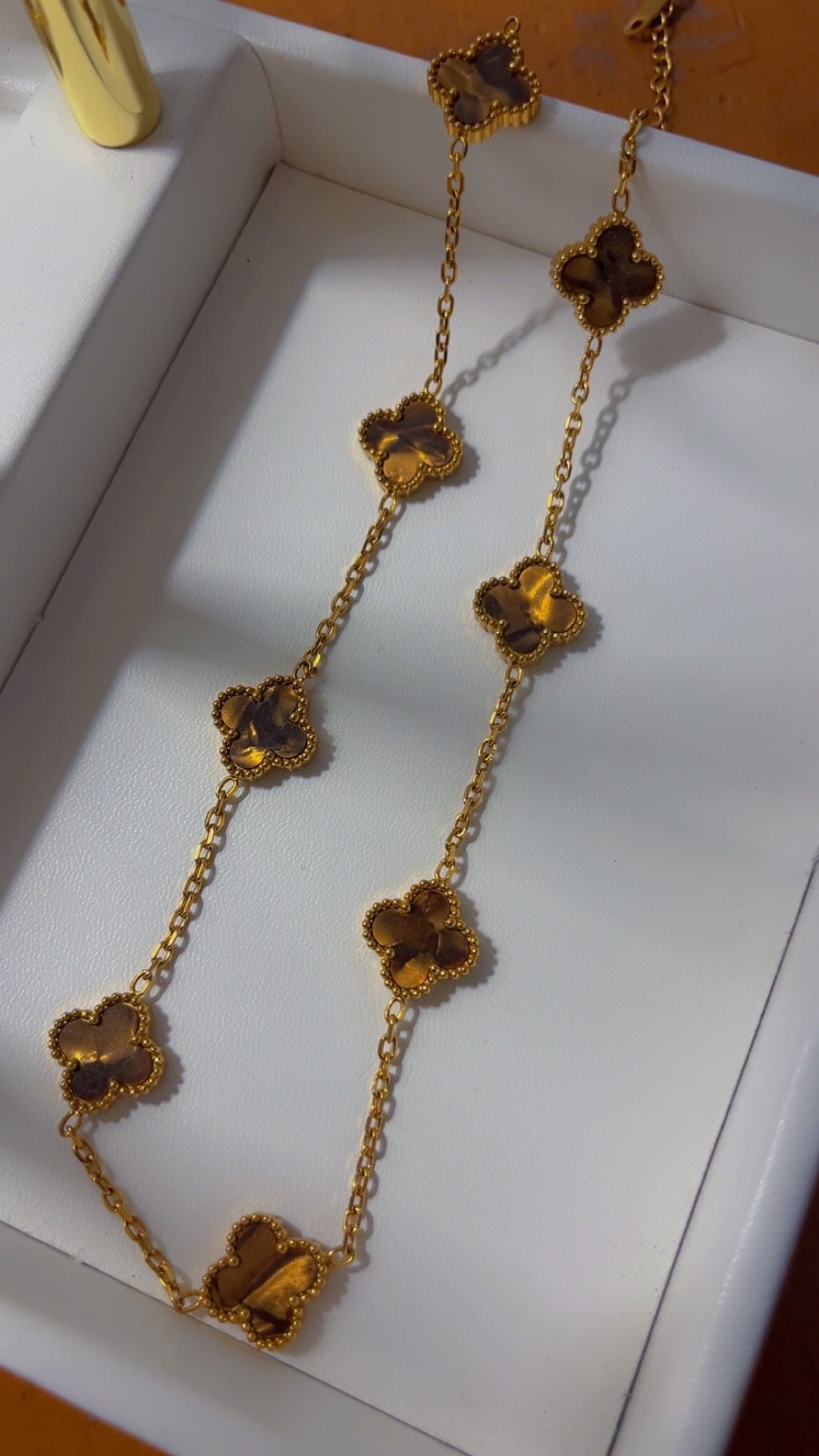 Cat Eye Ten Clover Necklace _1