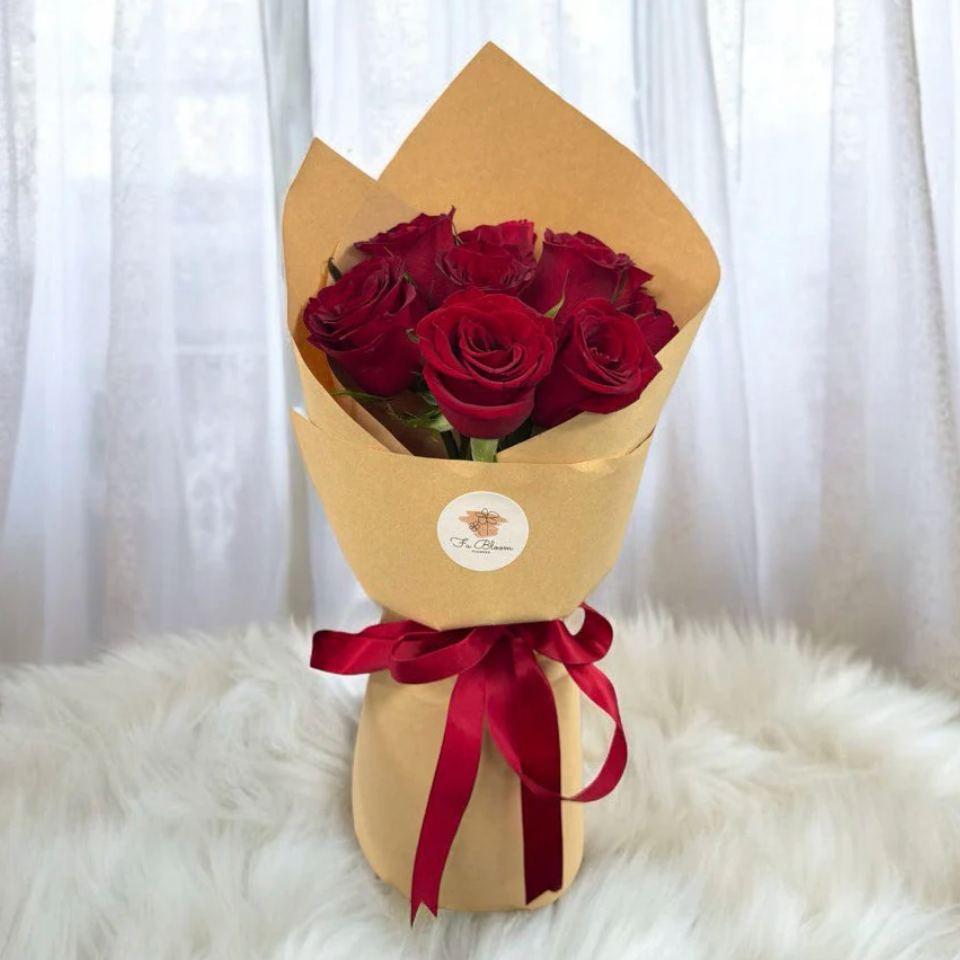 Judy Fresh Red roses_0