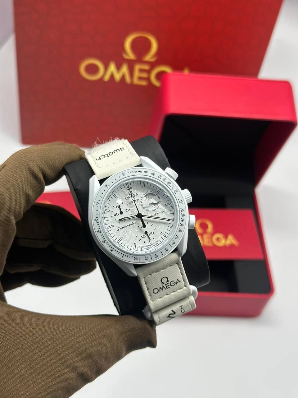 אומג,ה יוקרתי – סמל סטטוס בעולם היוקרה | איכות גבוהה_5