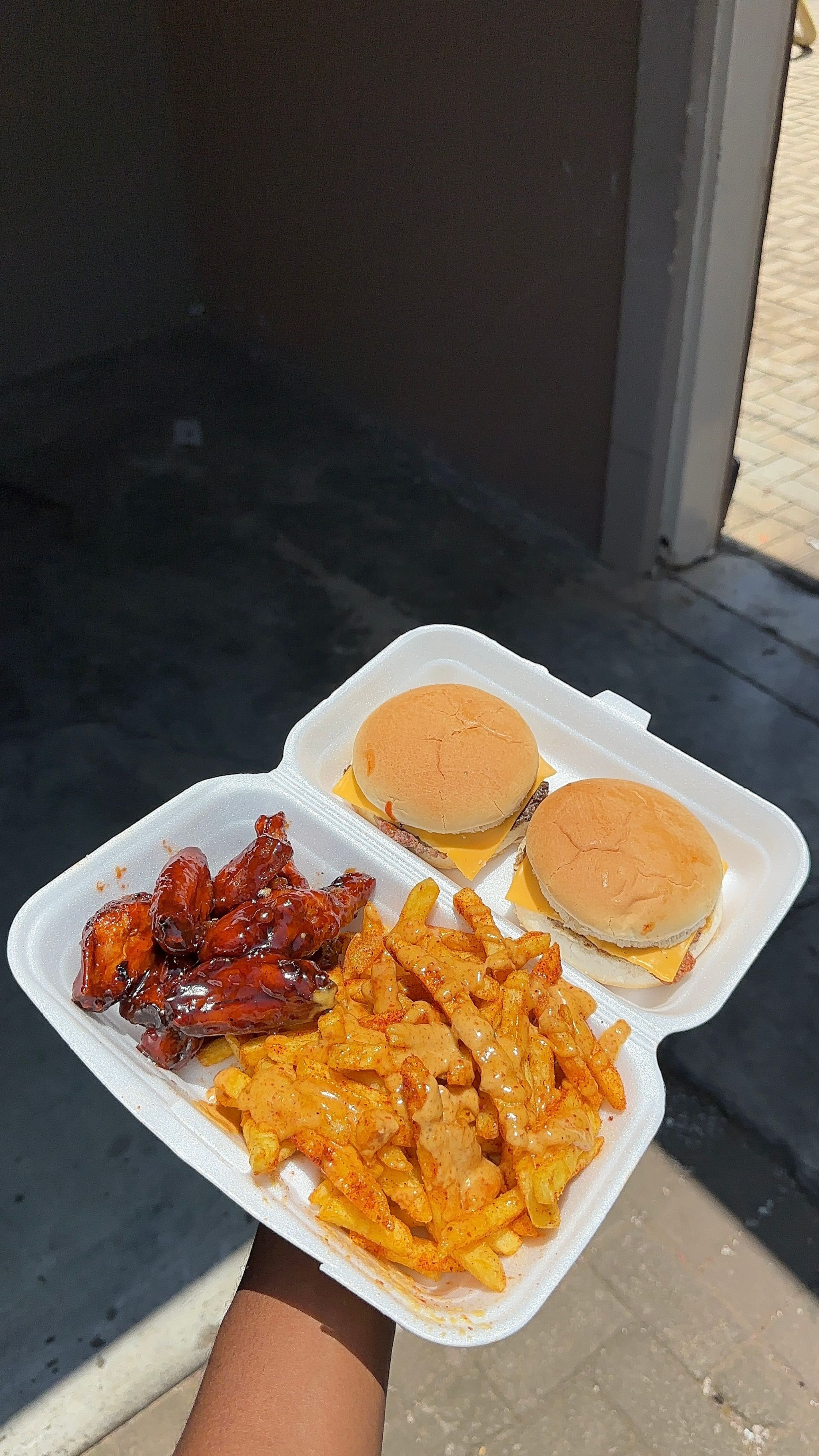 Regular platter + Six Dunked Wings_0