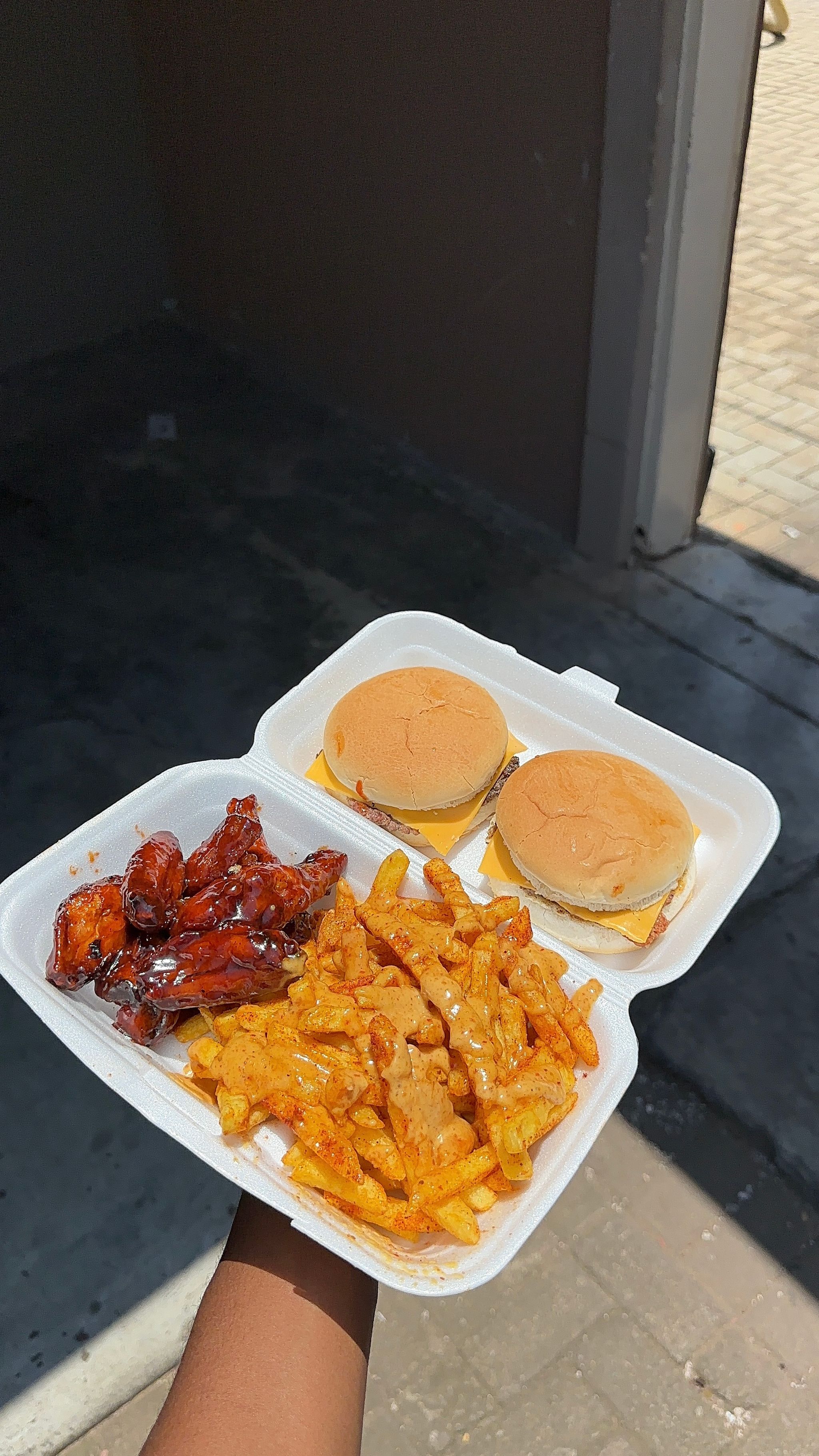 Regular platter + Six Dunked Wings_1