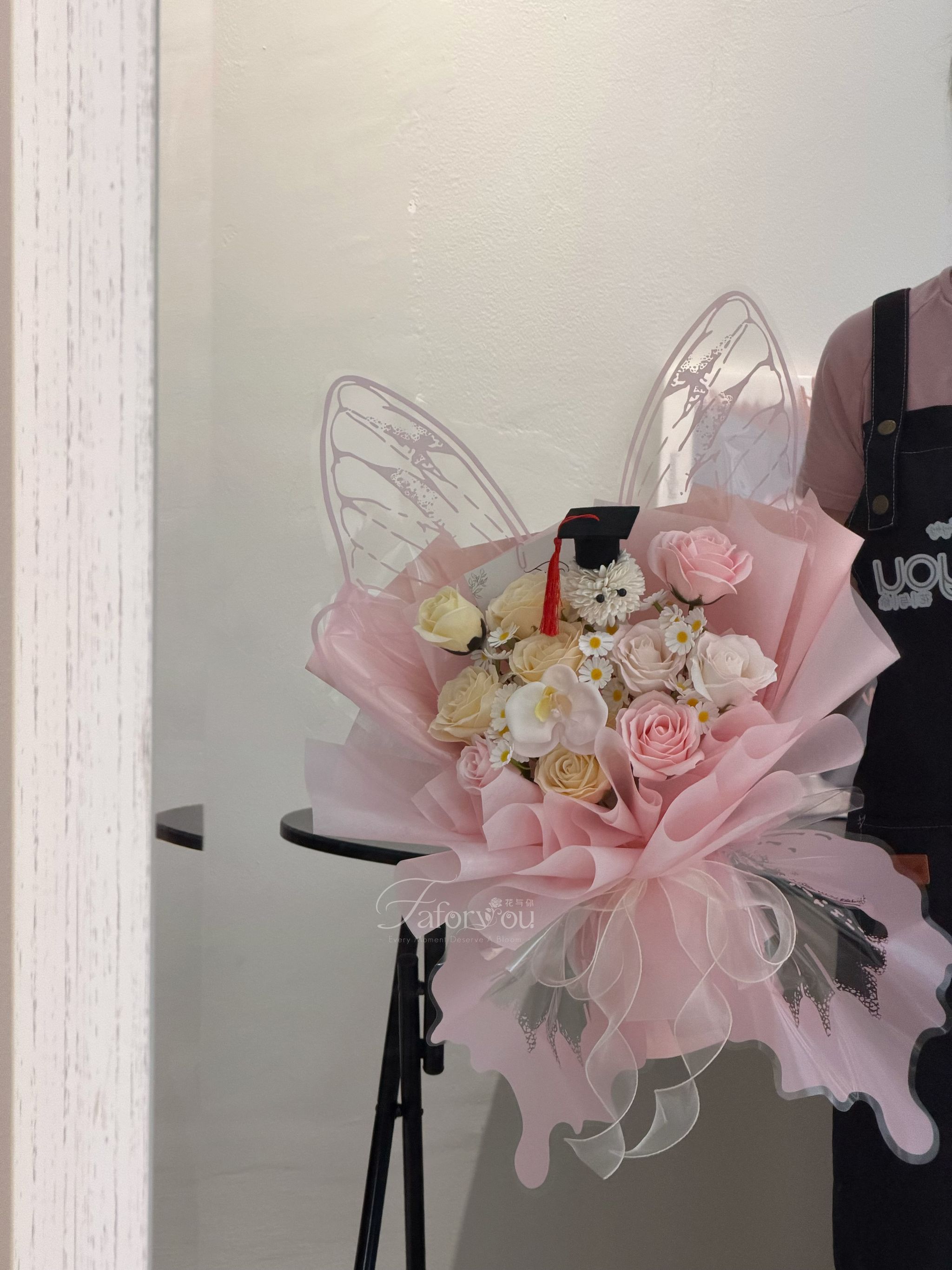 (GP032) Graduation Ping Pong Soap Flower Butterfly Bouquet _0