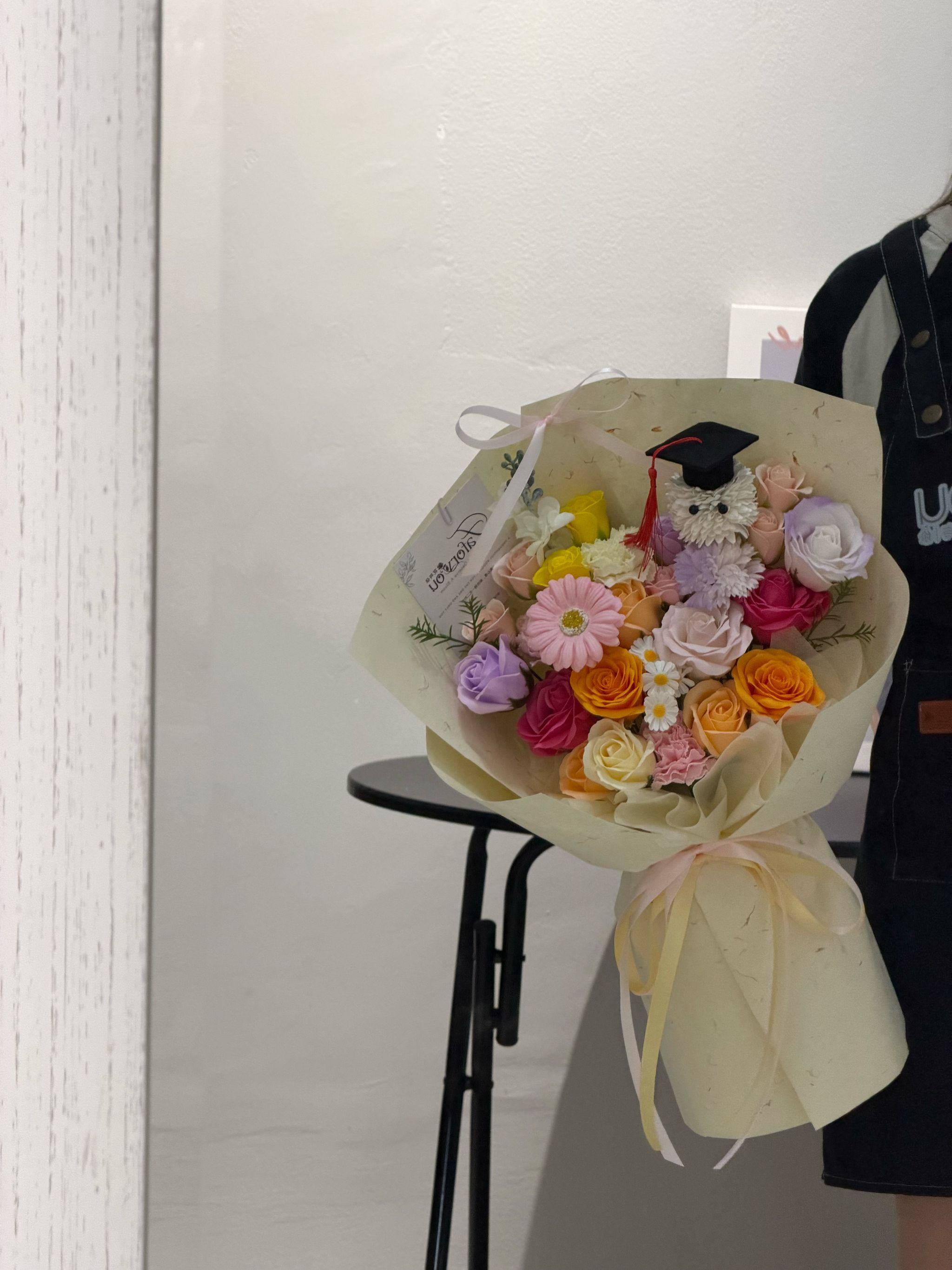 (GP040) Graduation Ping Pong Soap Flower Bouquet _2