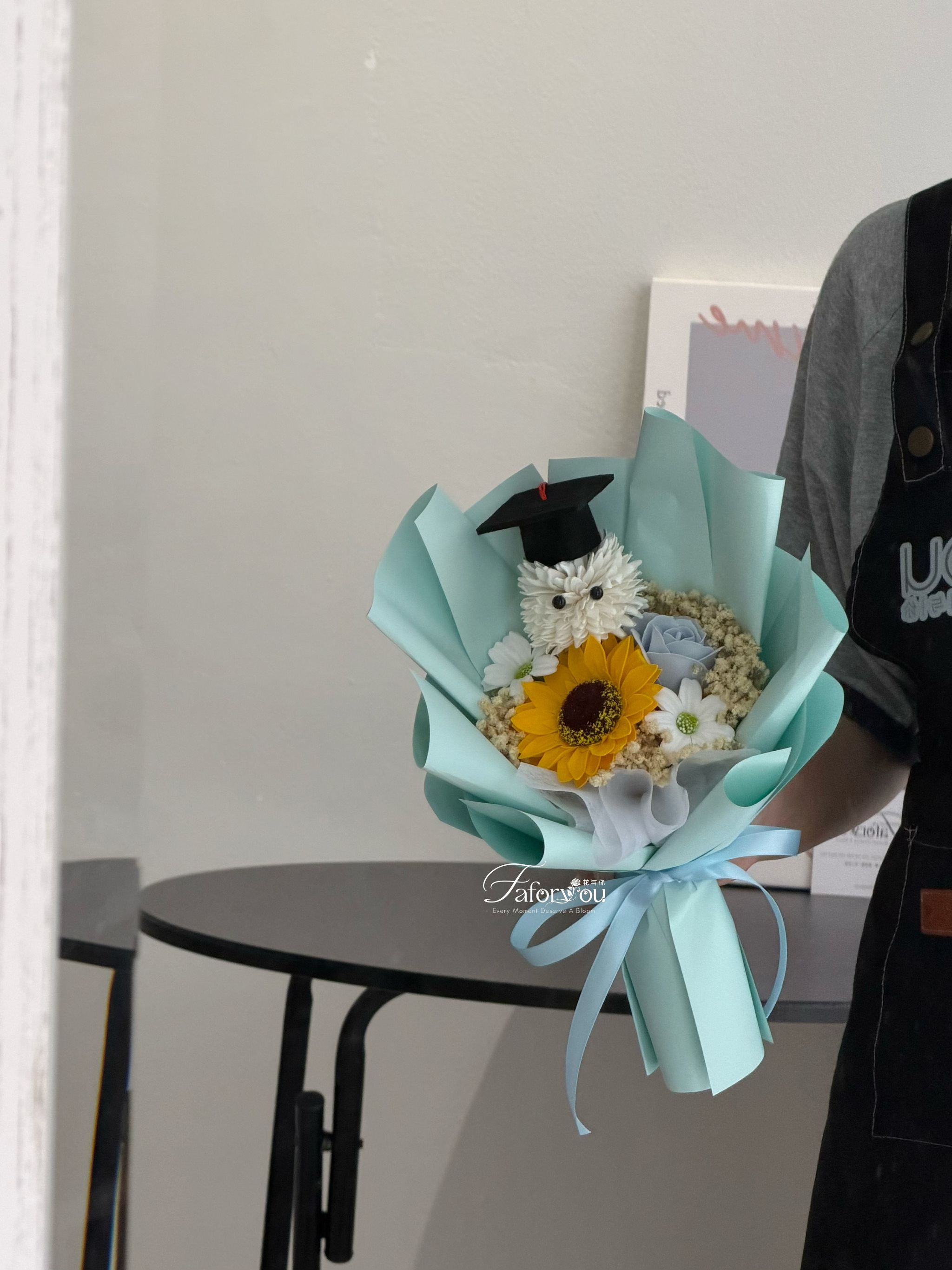 (GP002) Graduation Ping Pong Mixed Bouquet _1