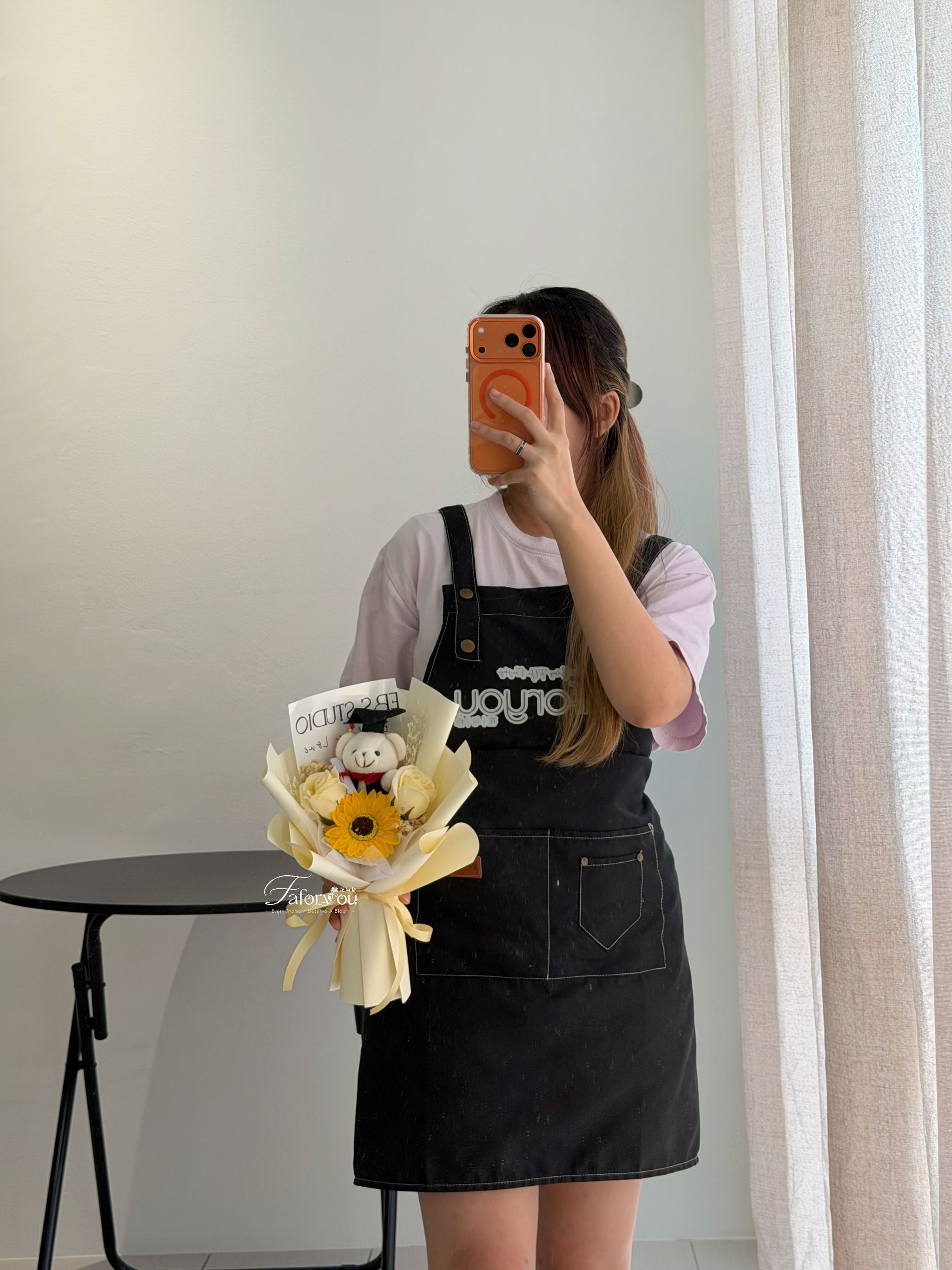 (GB036) Graduation Bear Soap Flower Bouquet  _1