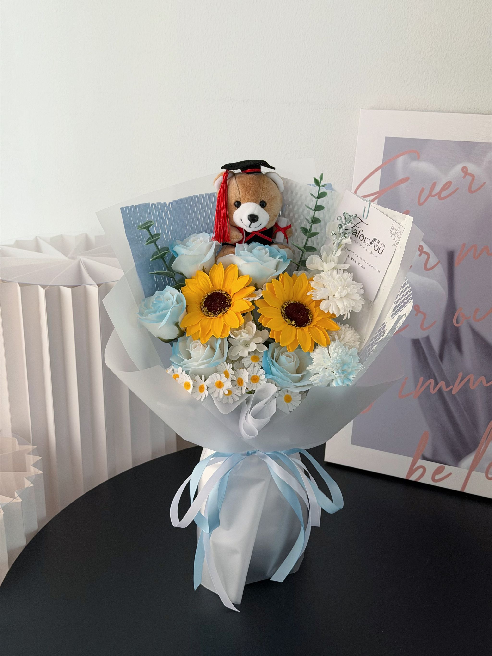 (GB040) Graduation Bear Soap Flower Bouquet _0