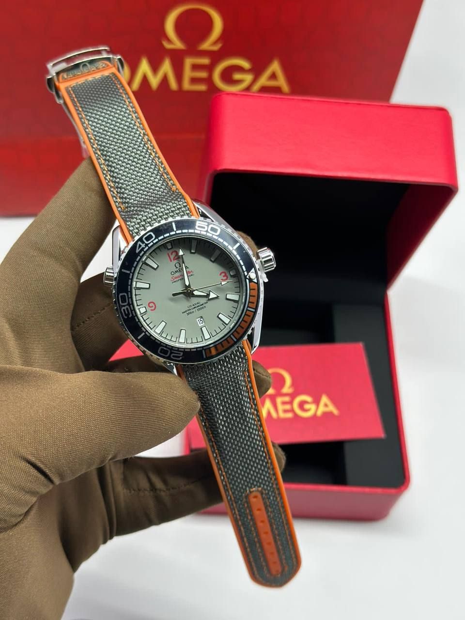 אומג,ה יוקרתי – סמל סטטוס בעולם היוקרה | איכות גבוהה _3