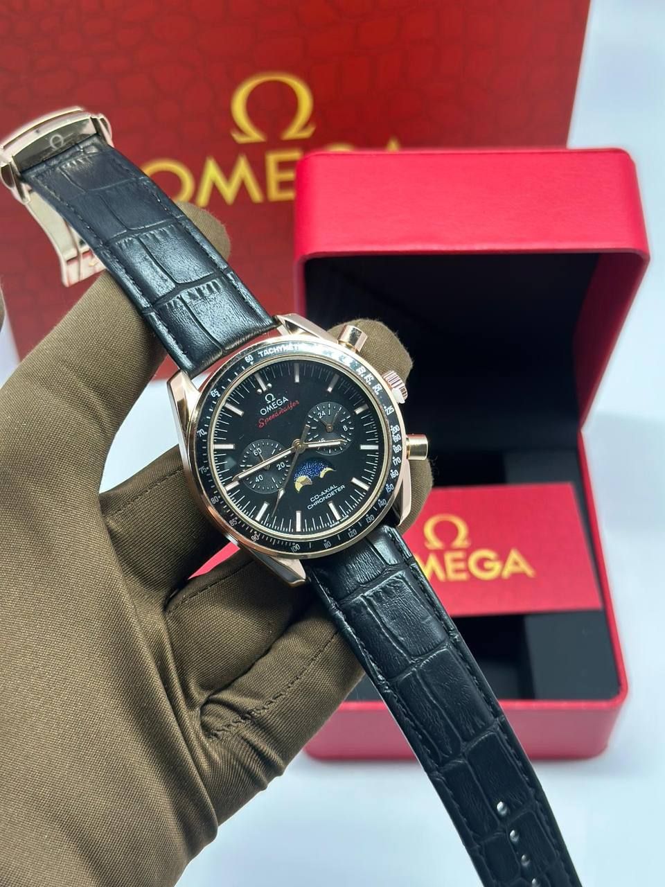 אומג,ה יוקרתי – סמל סטטוס בעולם היוקרה | איכות גבוהה _1