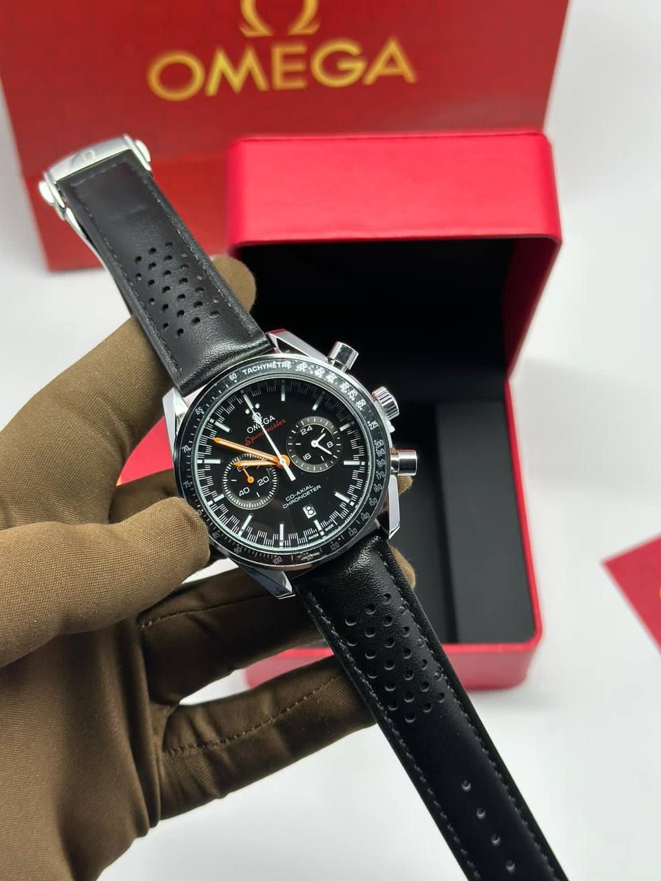 אומג,ה יוקרתי – סמל סטטוס בעולם היוקרה | איכות גבוהה  _7