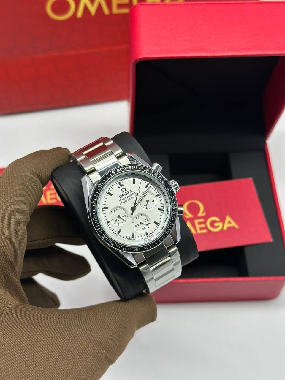 אומג,ה יוקרתי – סמל סטטוס בעולם היוקרה | איכות גבוהה  _6