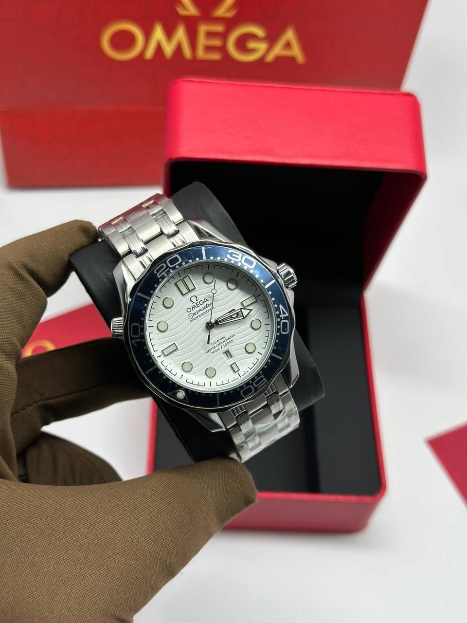 אומג,ה יוקרתי – סמל סטטוס בעולם היוקרה | איכות גבוהה _2