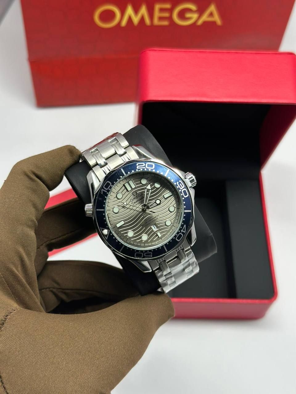 אומג,ה יוקרתי – סמל סטטוס בעולם היוקרה | איכות גבוהה _9