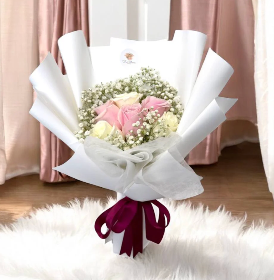 6 Fresh Mix Pink & White Roses & Baby's Breath Bouquet_0