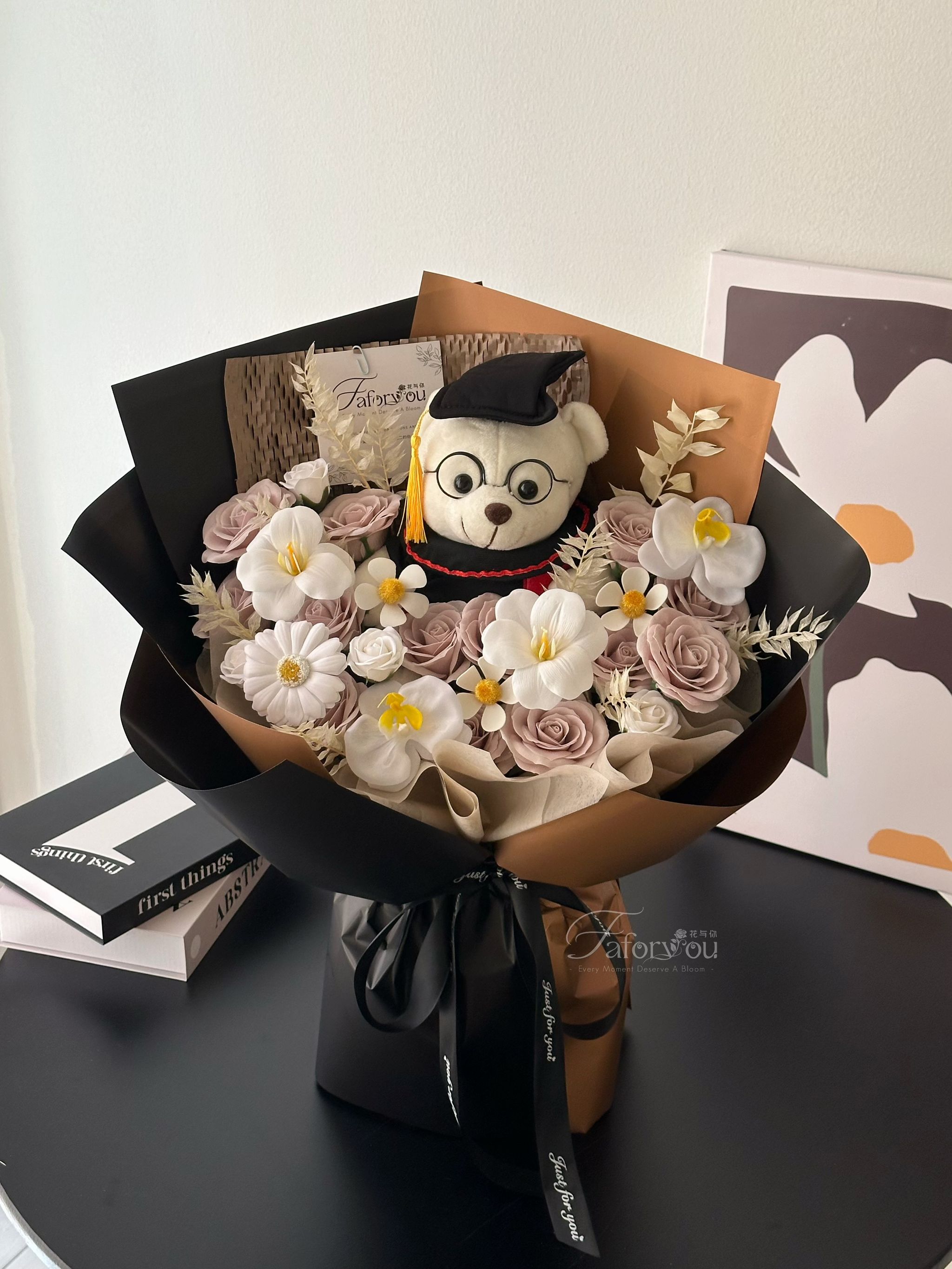 (GB043) Graduation Big Bear Mixed Flower Bouquet  _0