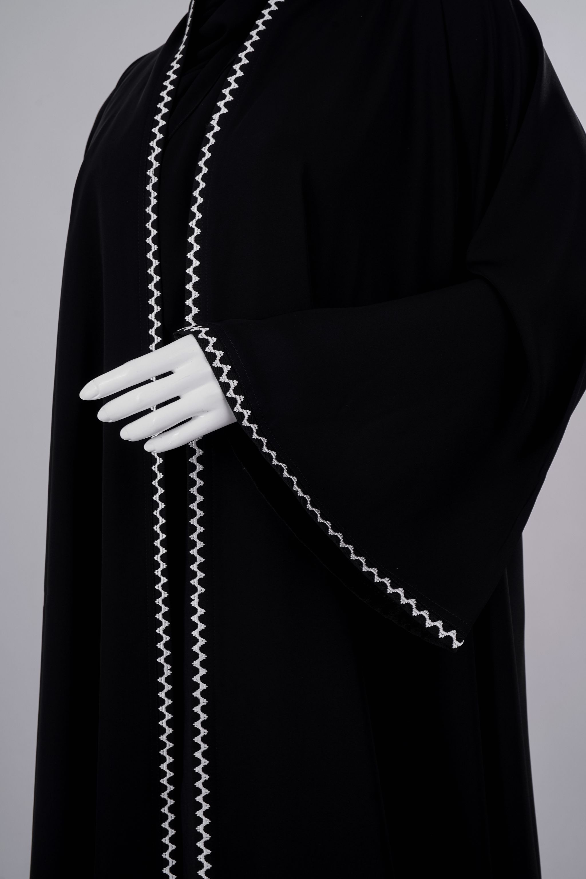 White Zigzag Edge Premium Black Abaya_1