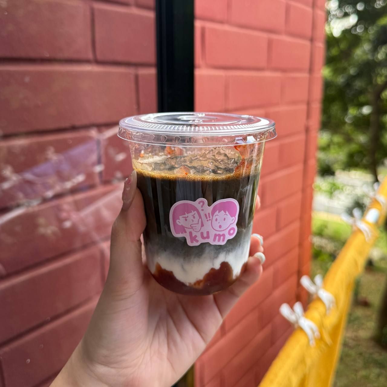 strawberry hojicha latte_0