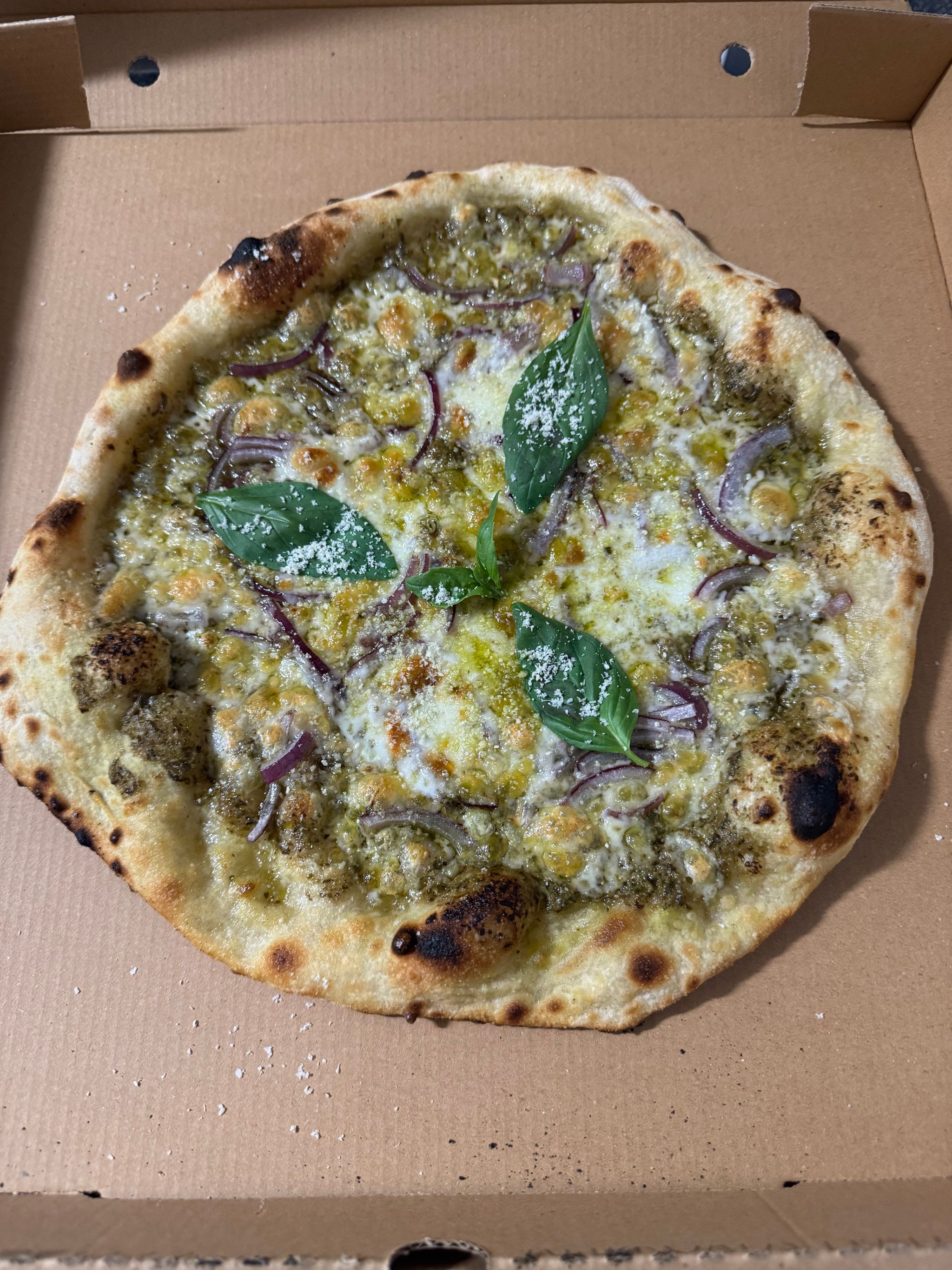 פיצה פסטו עדינה_0