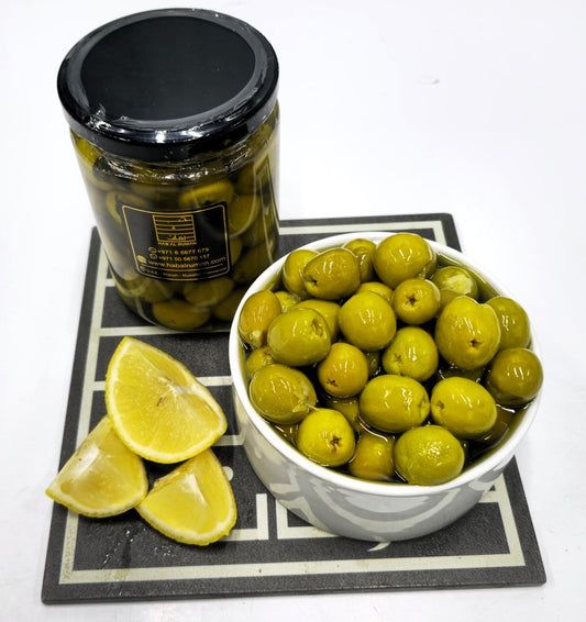 Green Olives Stuffed Lemon Without Salt Dipped In Olive Oil_0