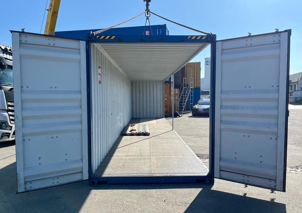 Contenedor de 40 pies High Cube modificado – Pared lateral recortada_3