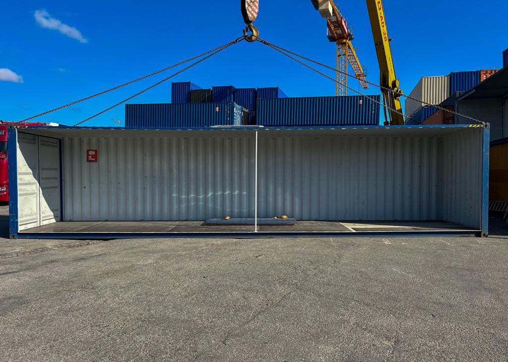 Contenedor de 40 pies High Cube modificado – Pared lateral recortada_2