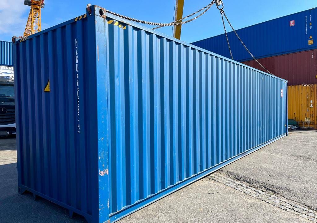 Contenedor de 40 pies High Cube modificado – Pared lateral + puerta seccional_5