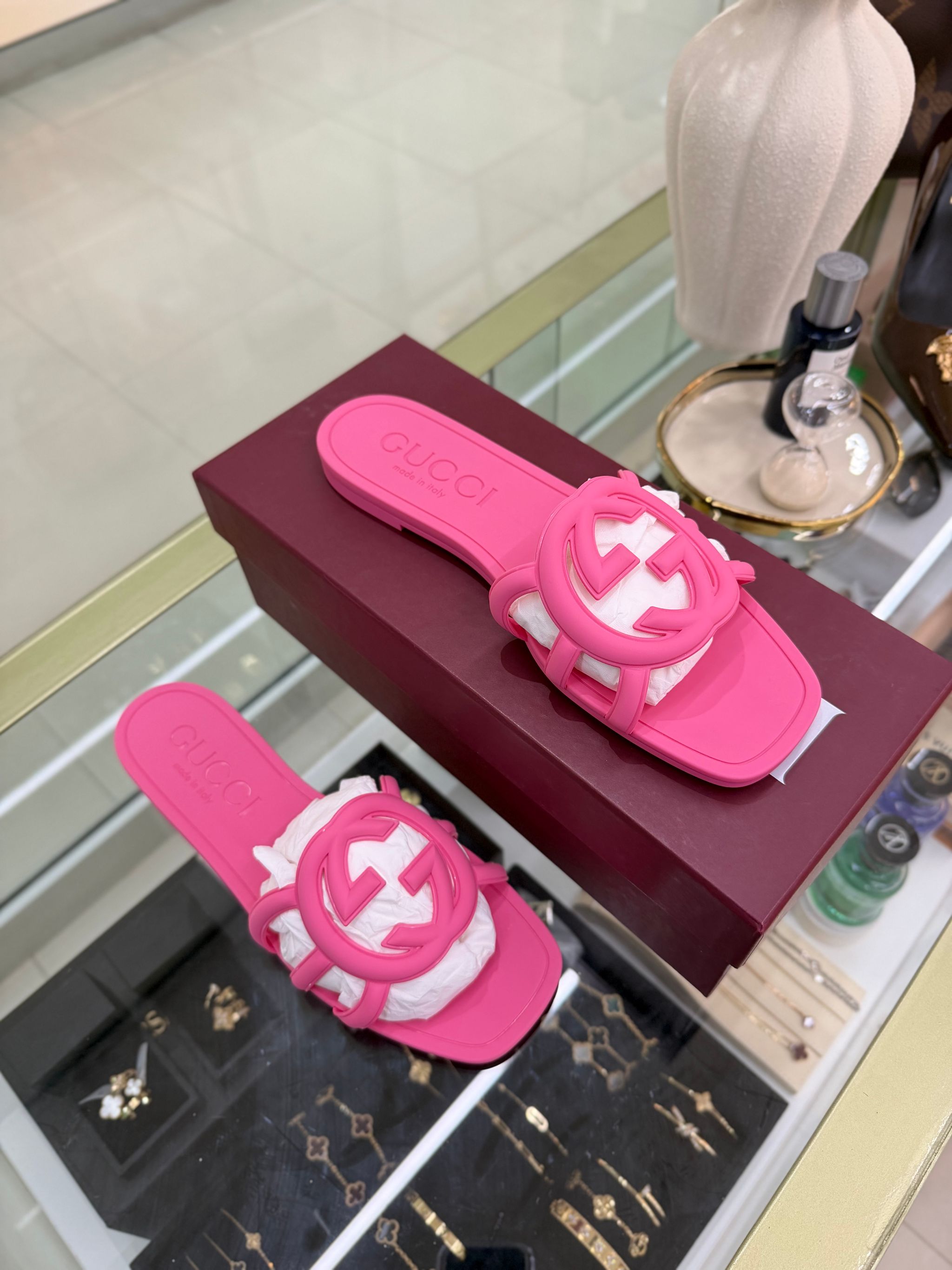 Chinelos Gucci rubber _2